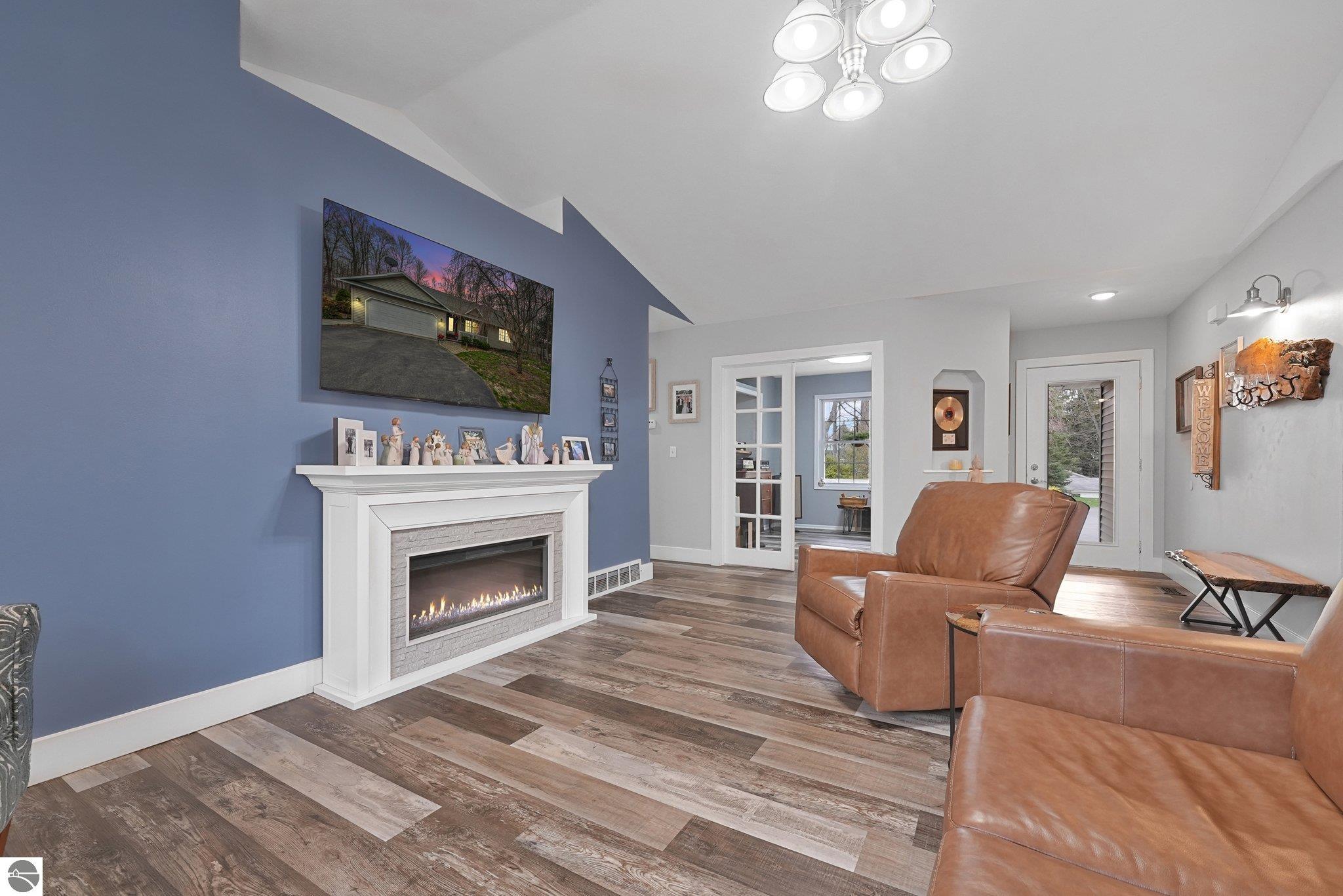 5153 Silver Pines Road