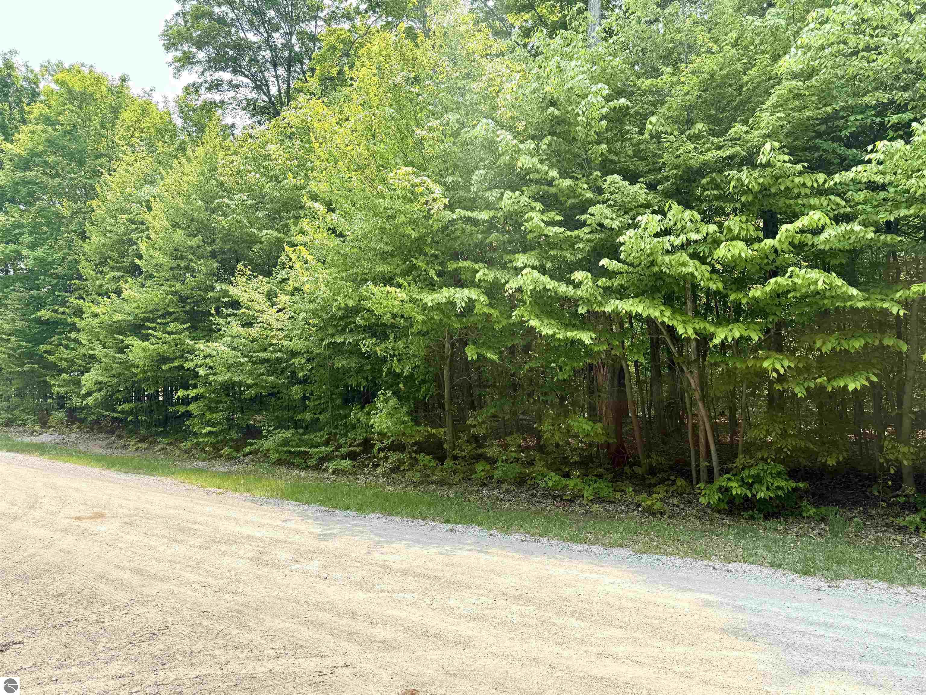 000 Honeybee Road