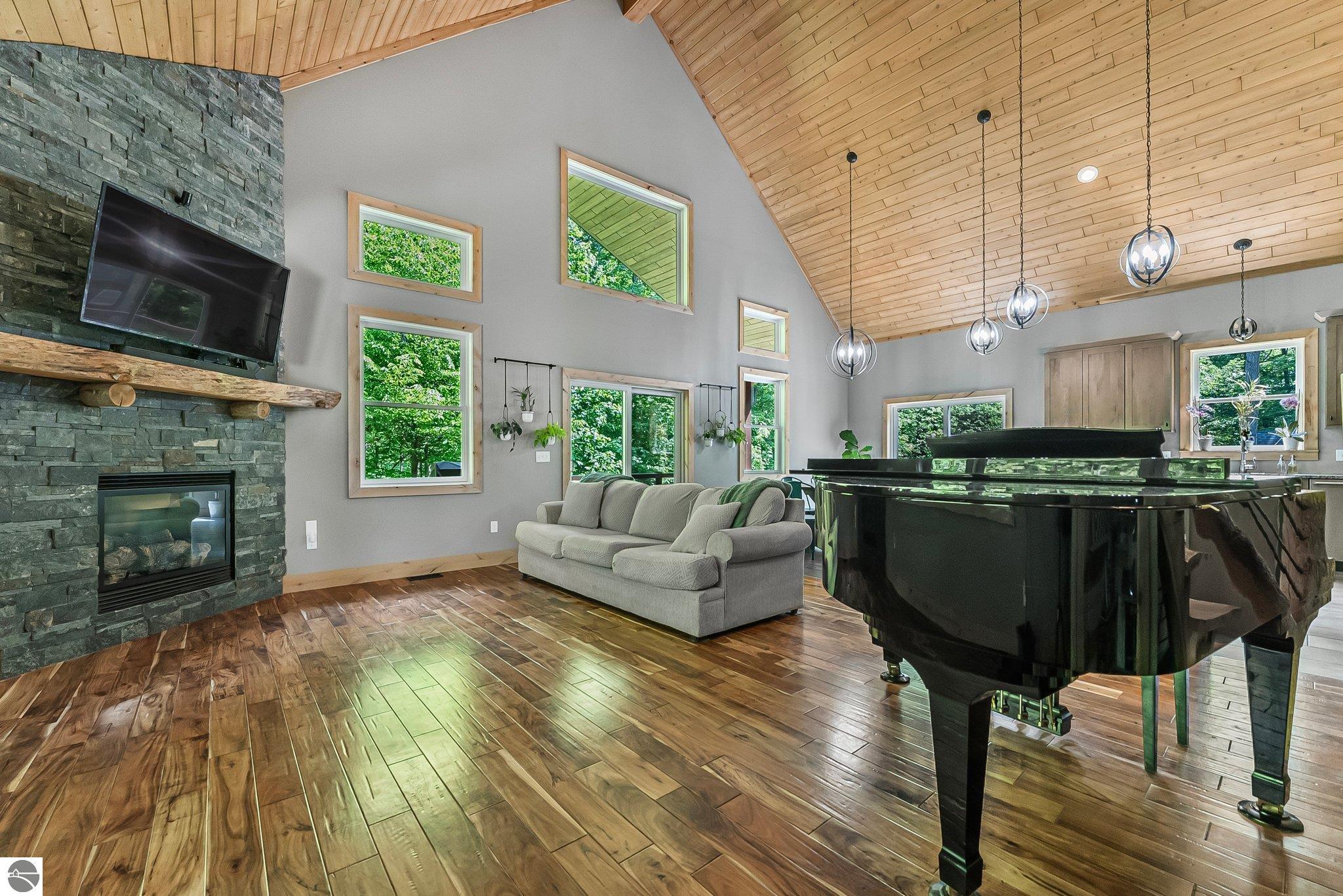 9725 Green Briar Road