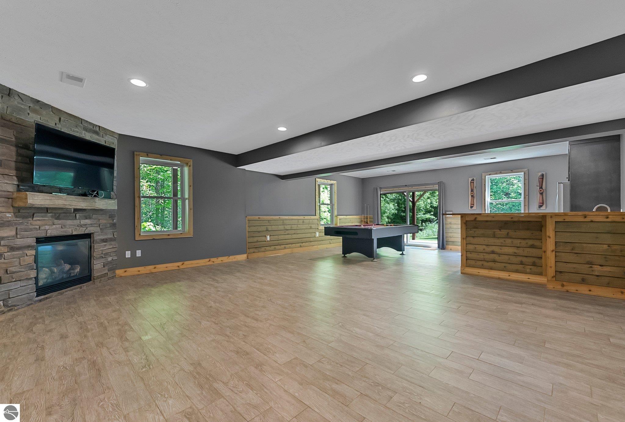 9725 Green Briar Road