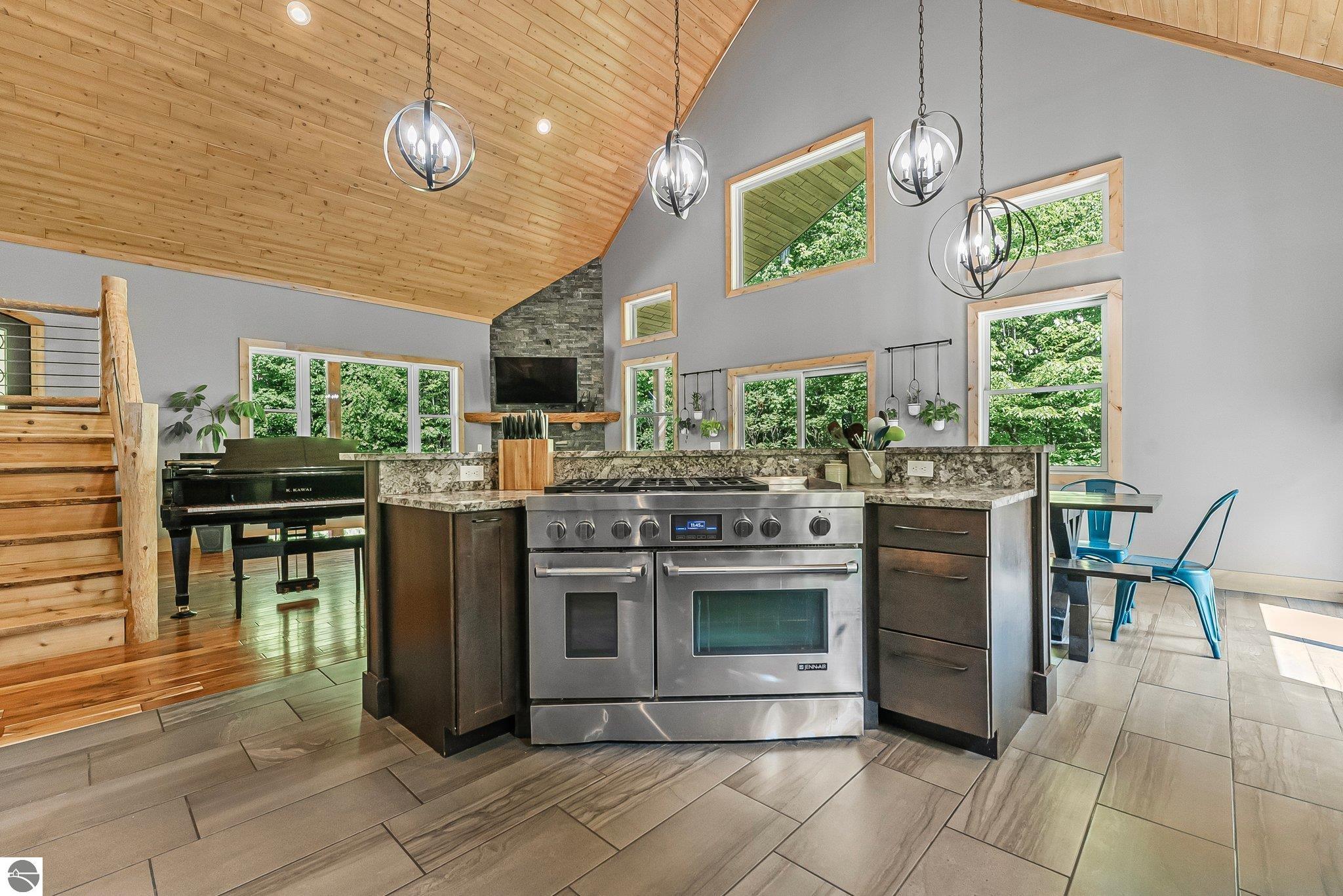 9725 Green Briar Road