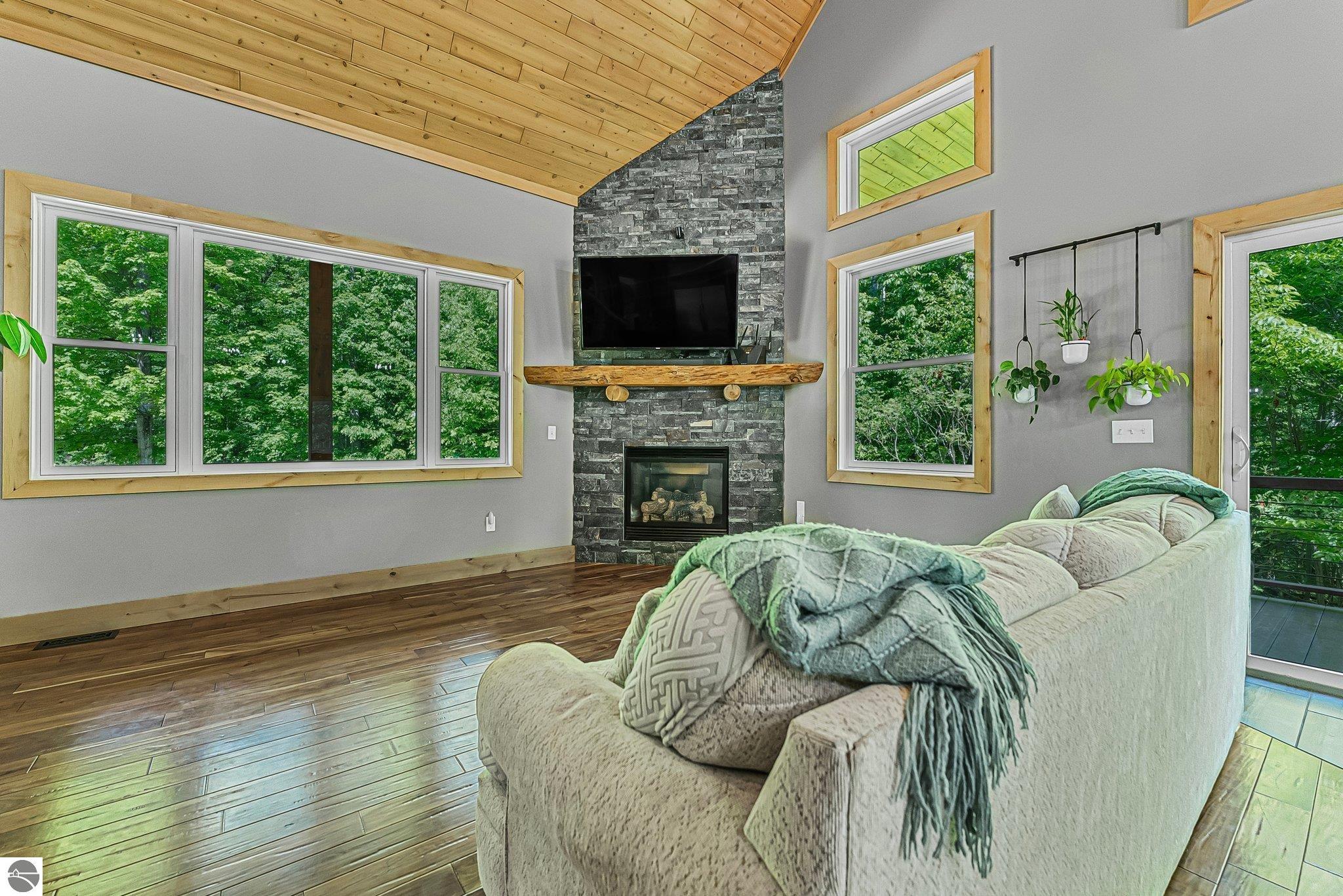 9725 Green Briar Road