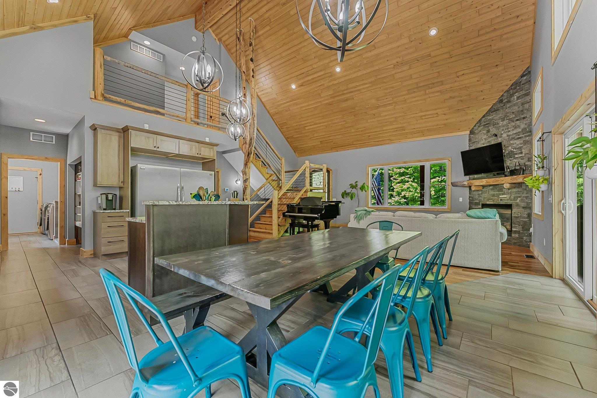 9725 Green Briar Road