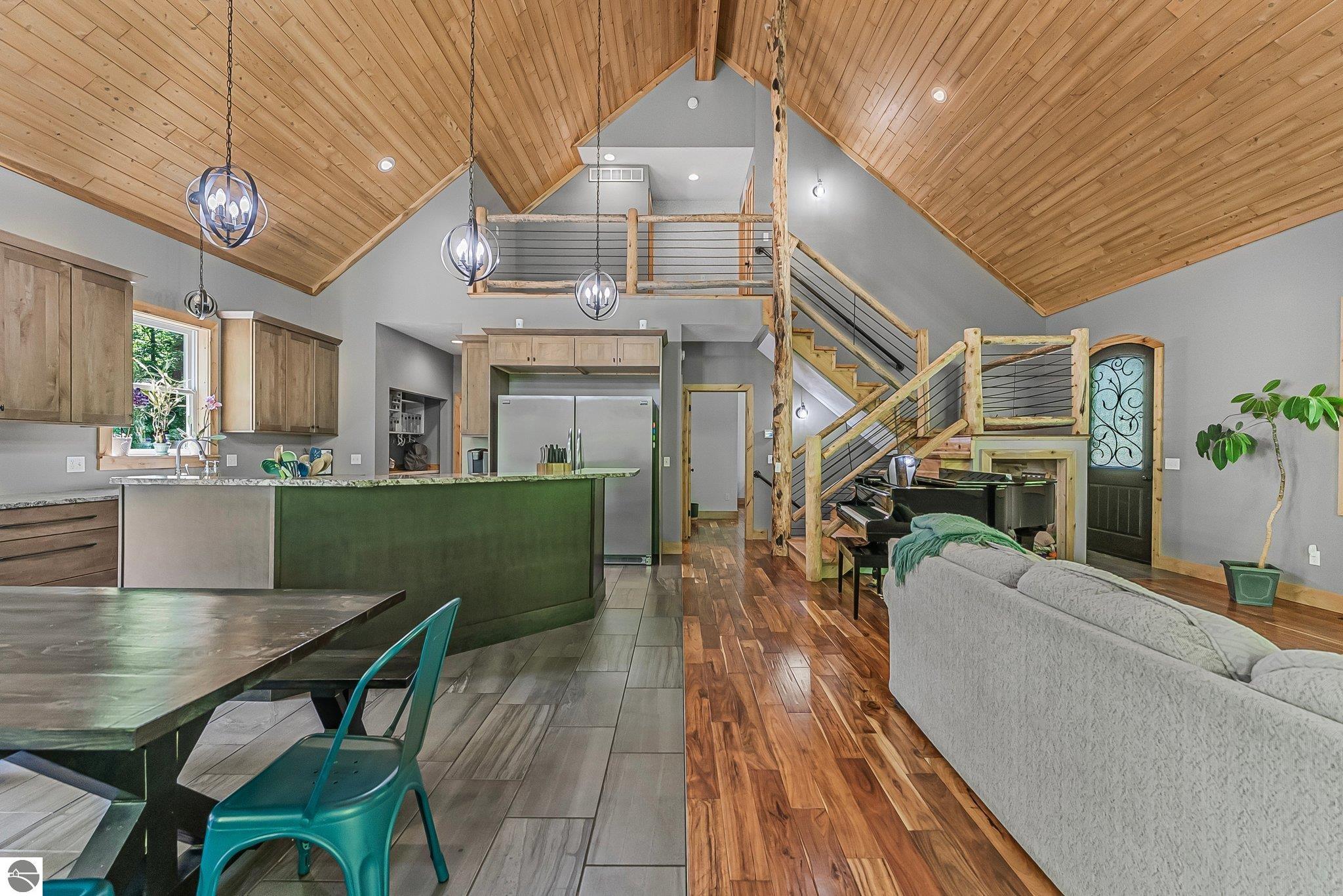 9725 Green Briar Road