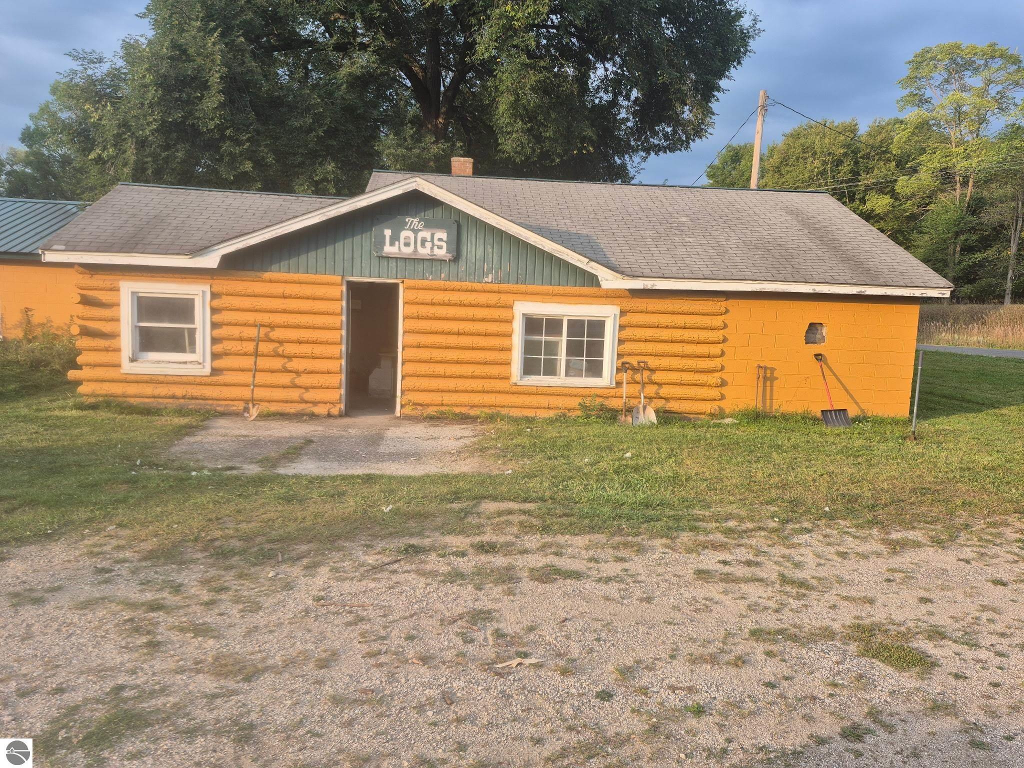 21025 Cadillac Highway