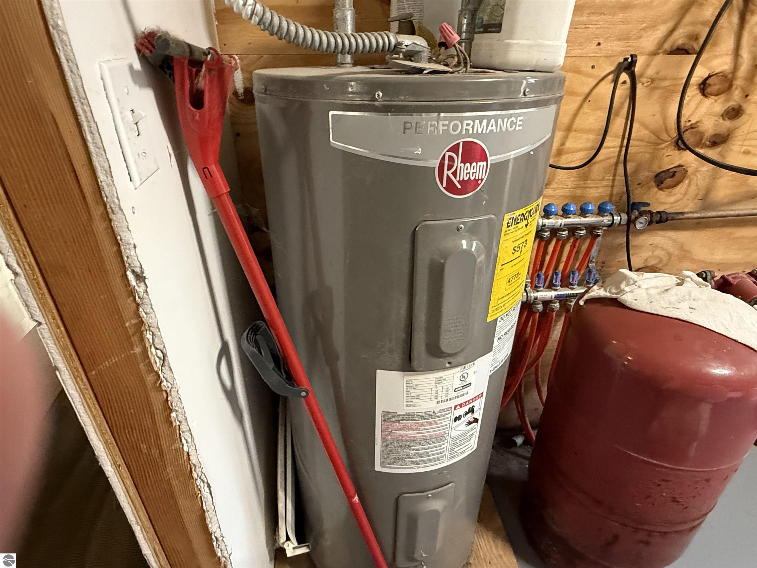 21025 Cadillac Highway