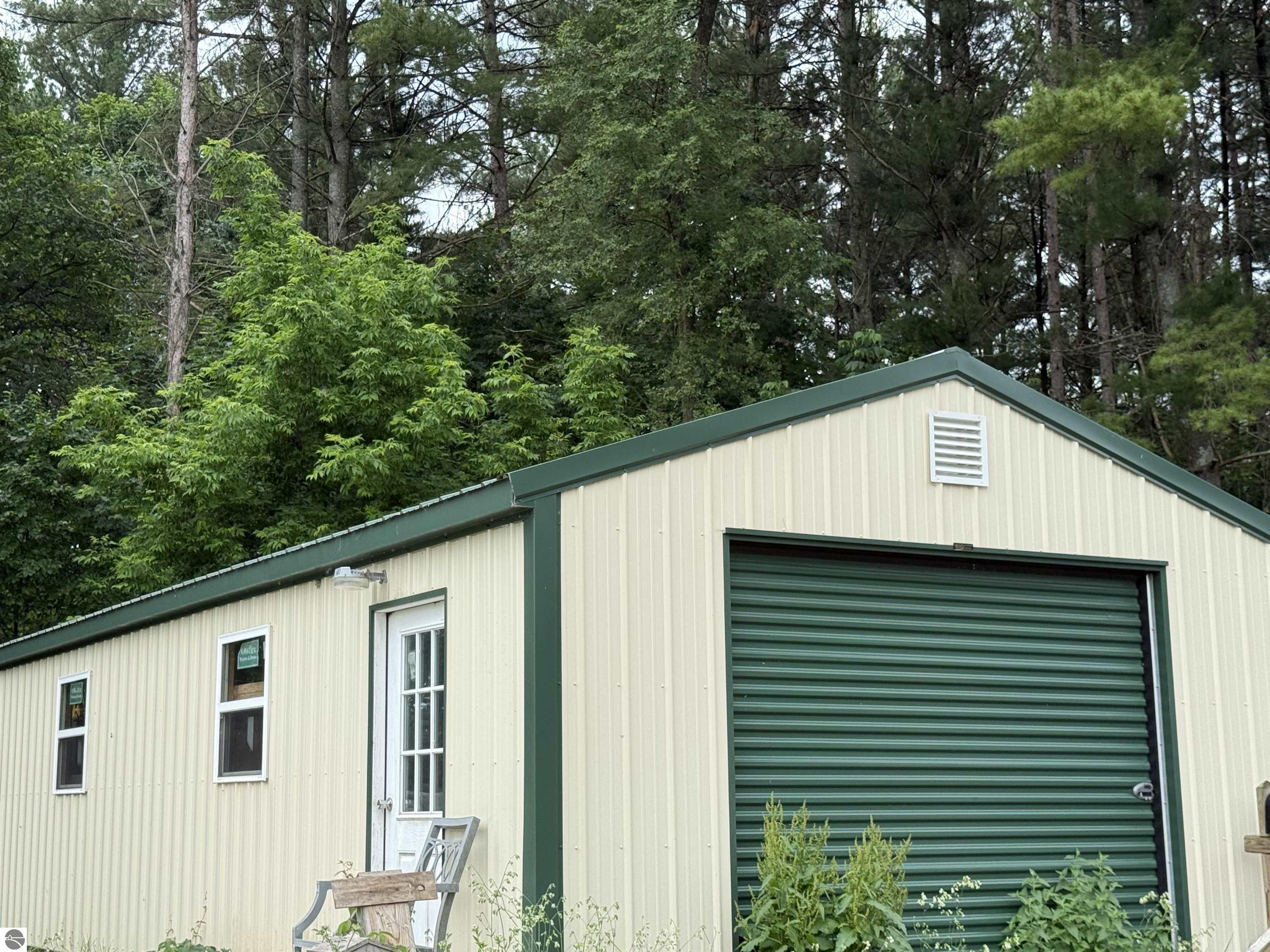 21025 Cadillac Highway