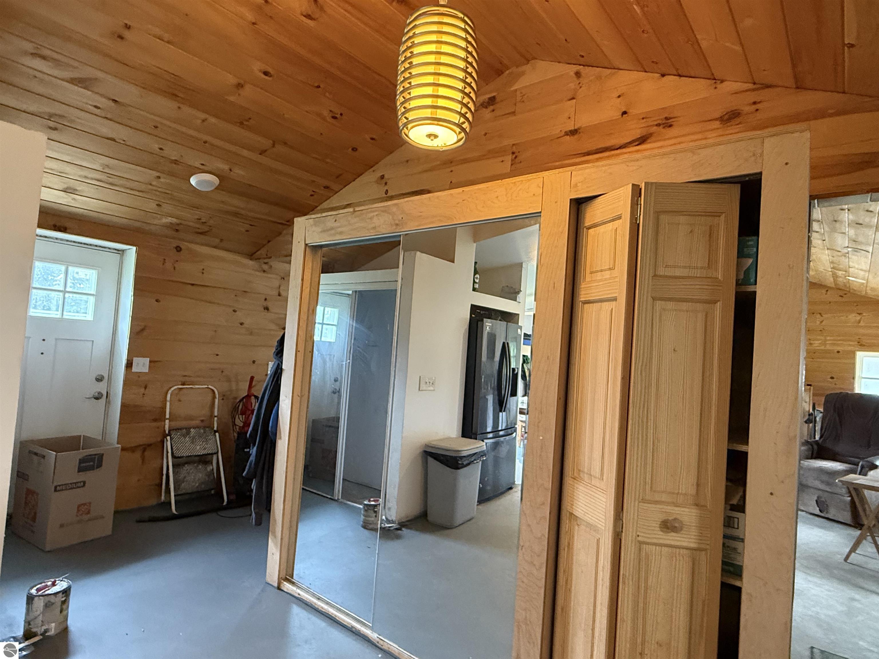 21025 Cadillac Highway