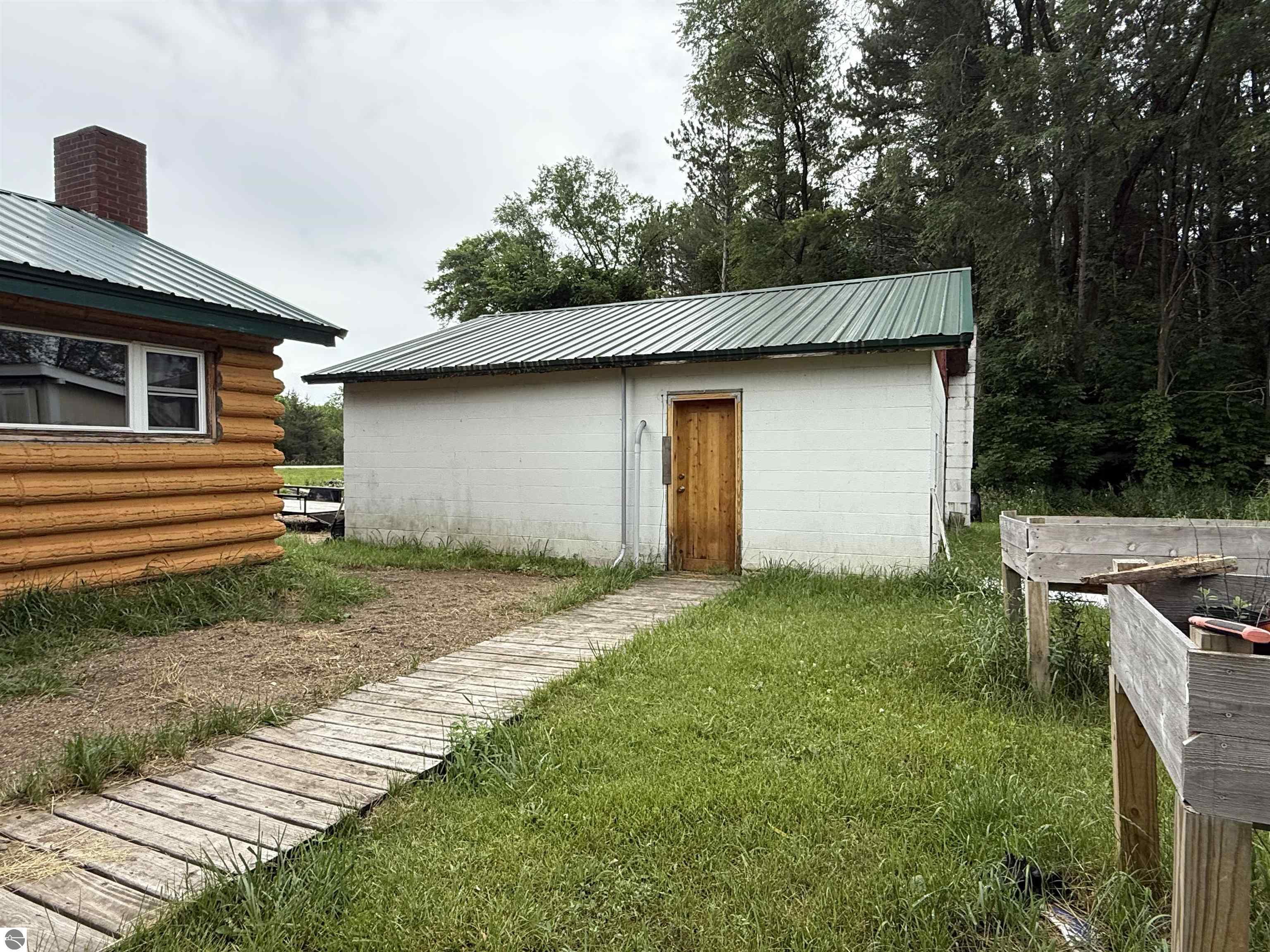 21025 Cadillac Highway