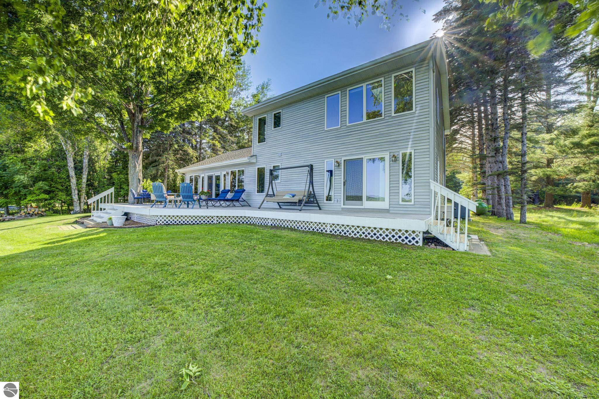5093 S Camelot