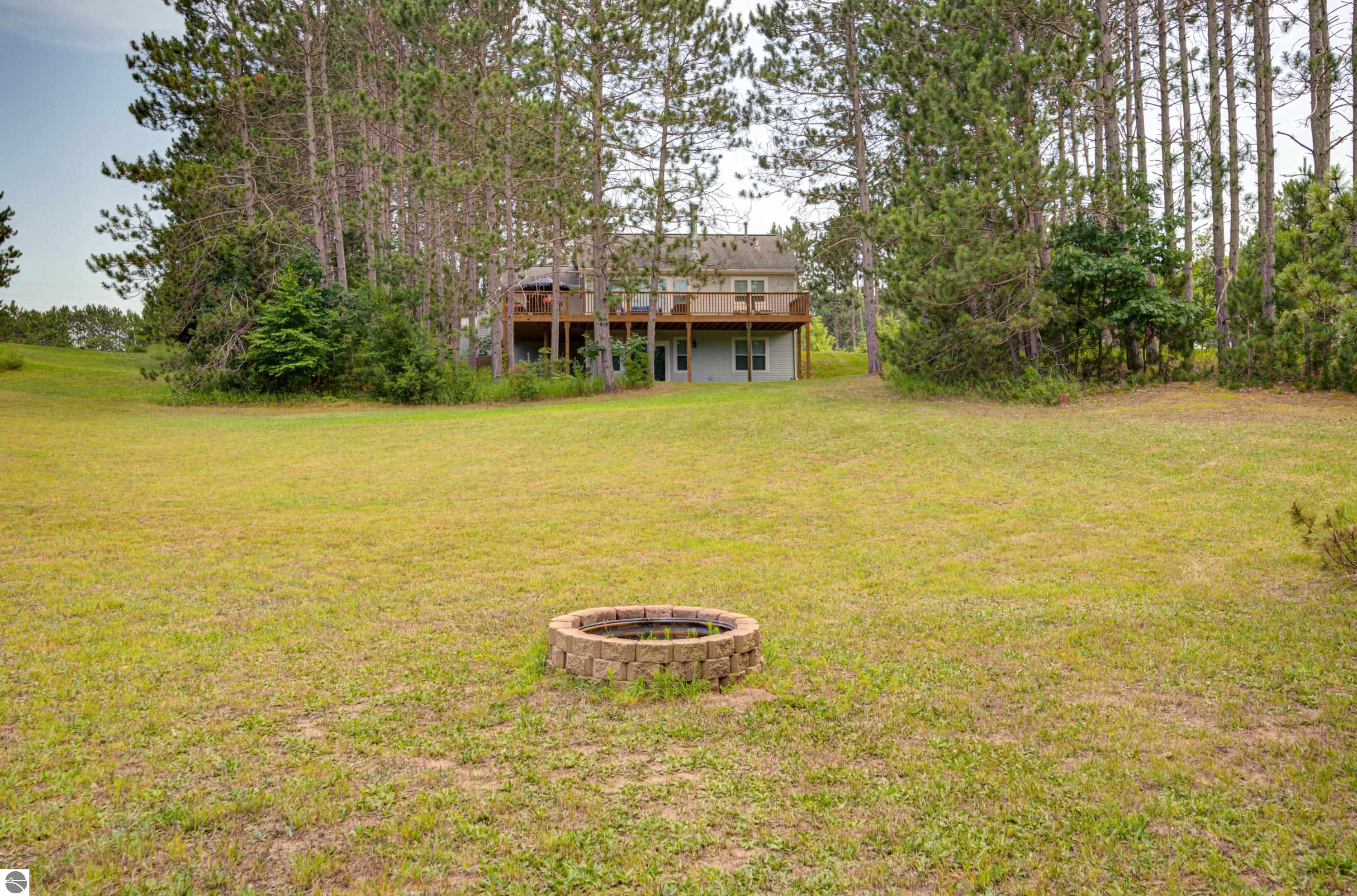 7070 Appollo Lake Lane