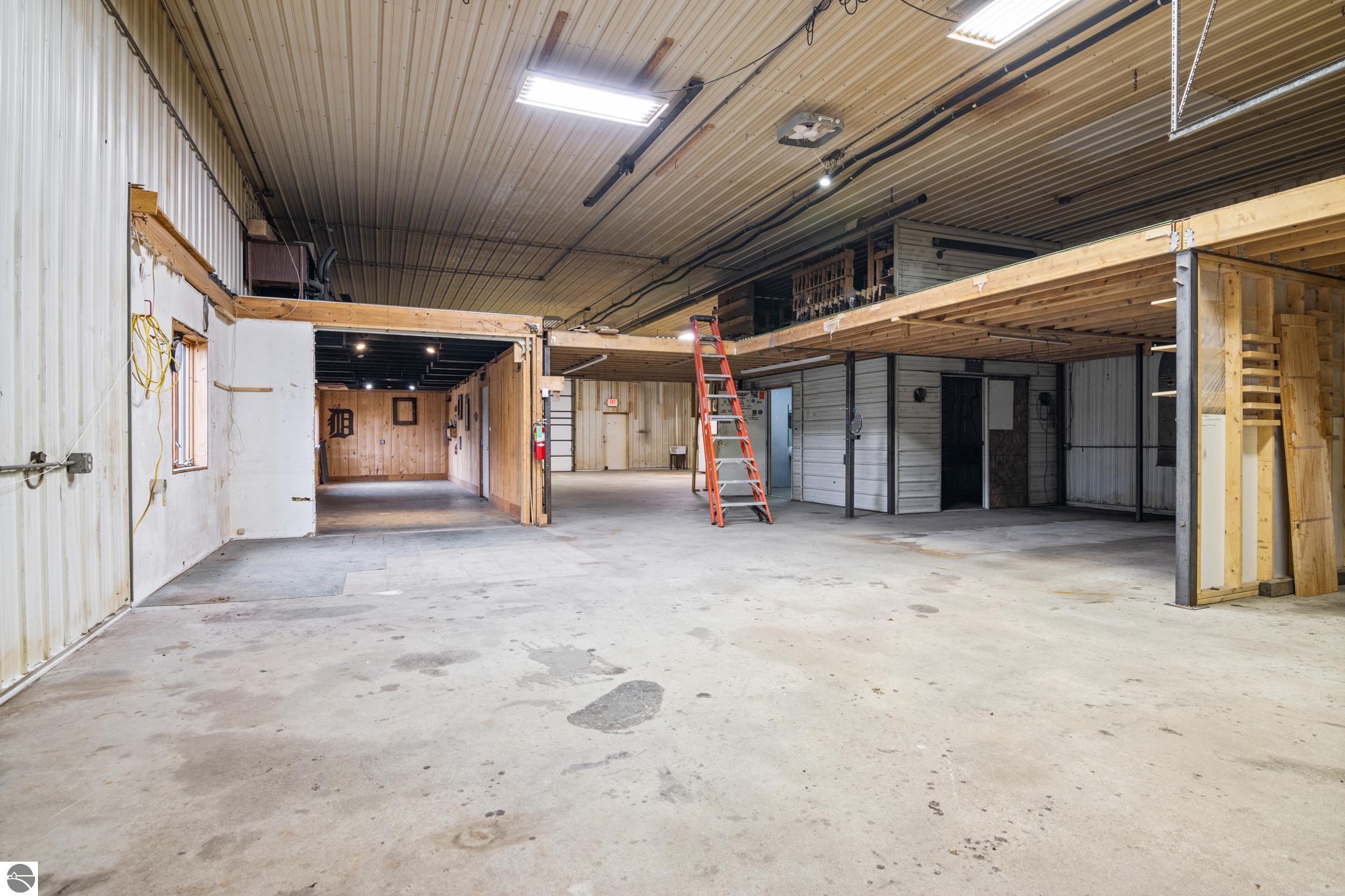 12100 S Plowman Road