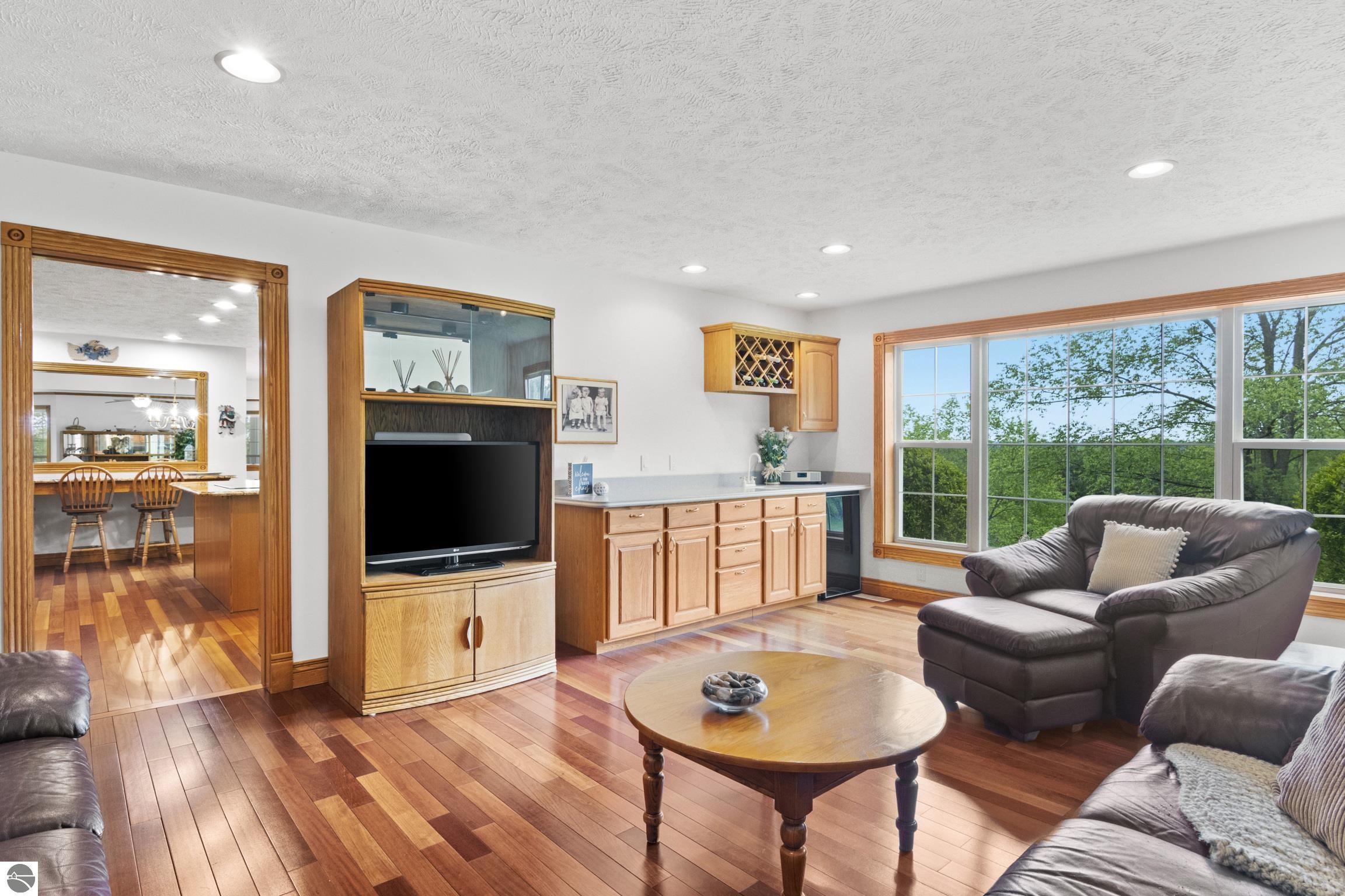 8401 S Sullivan Road