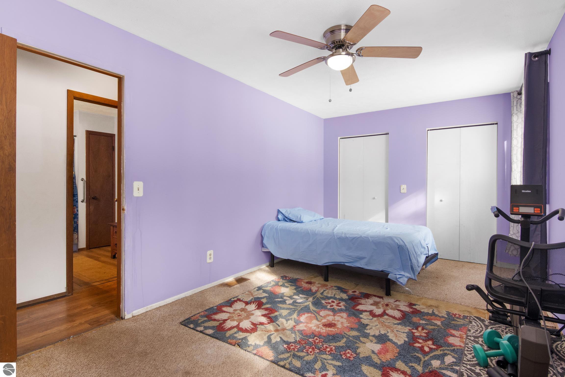 1570 Ridge View Court