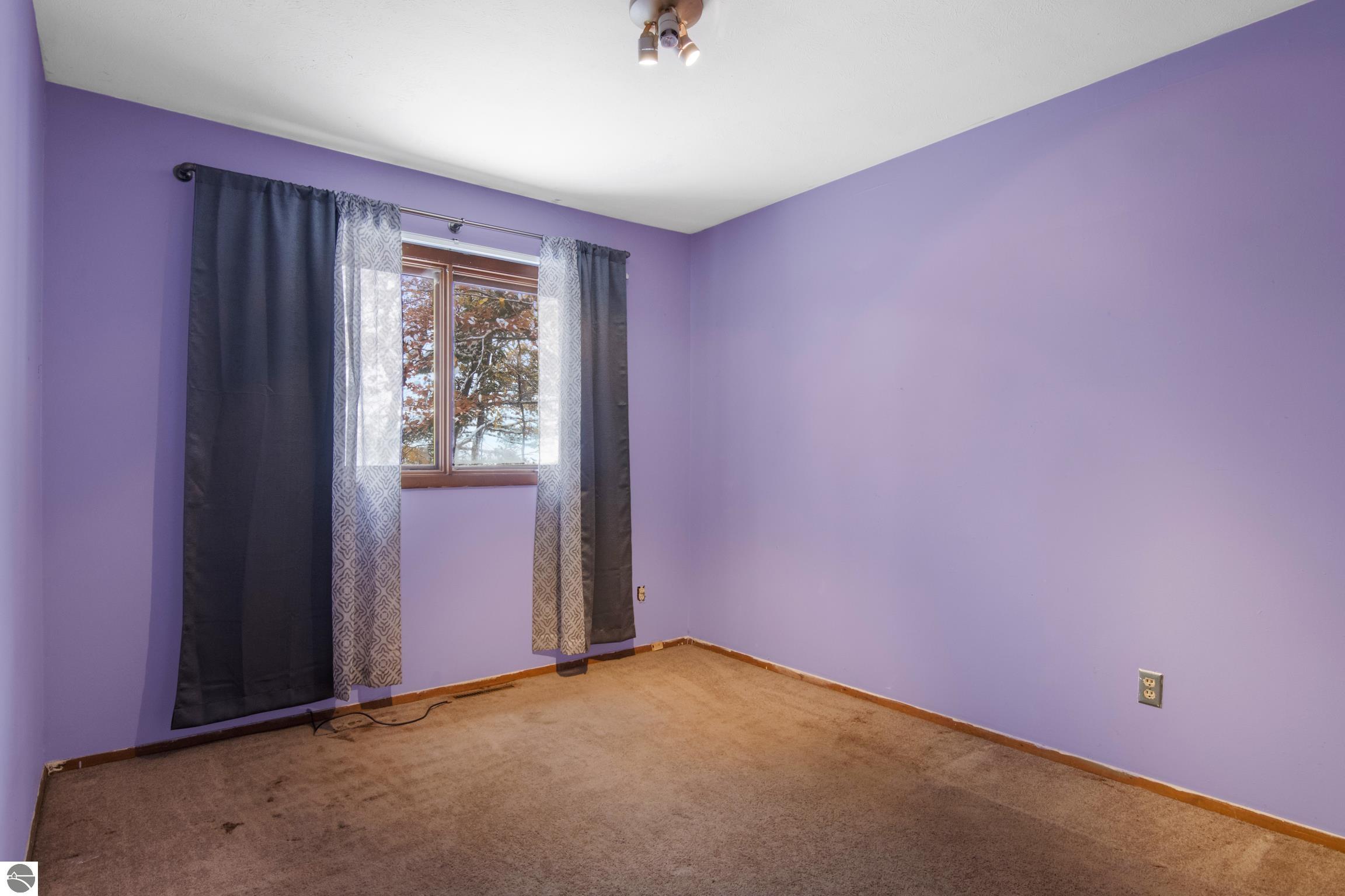 1570 Ridge View Court