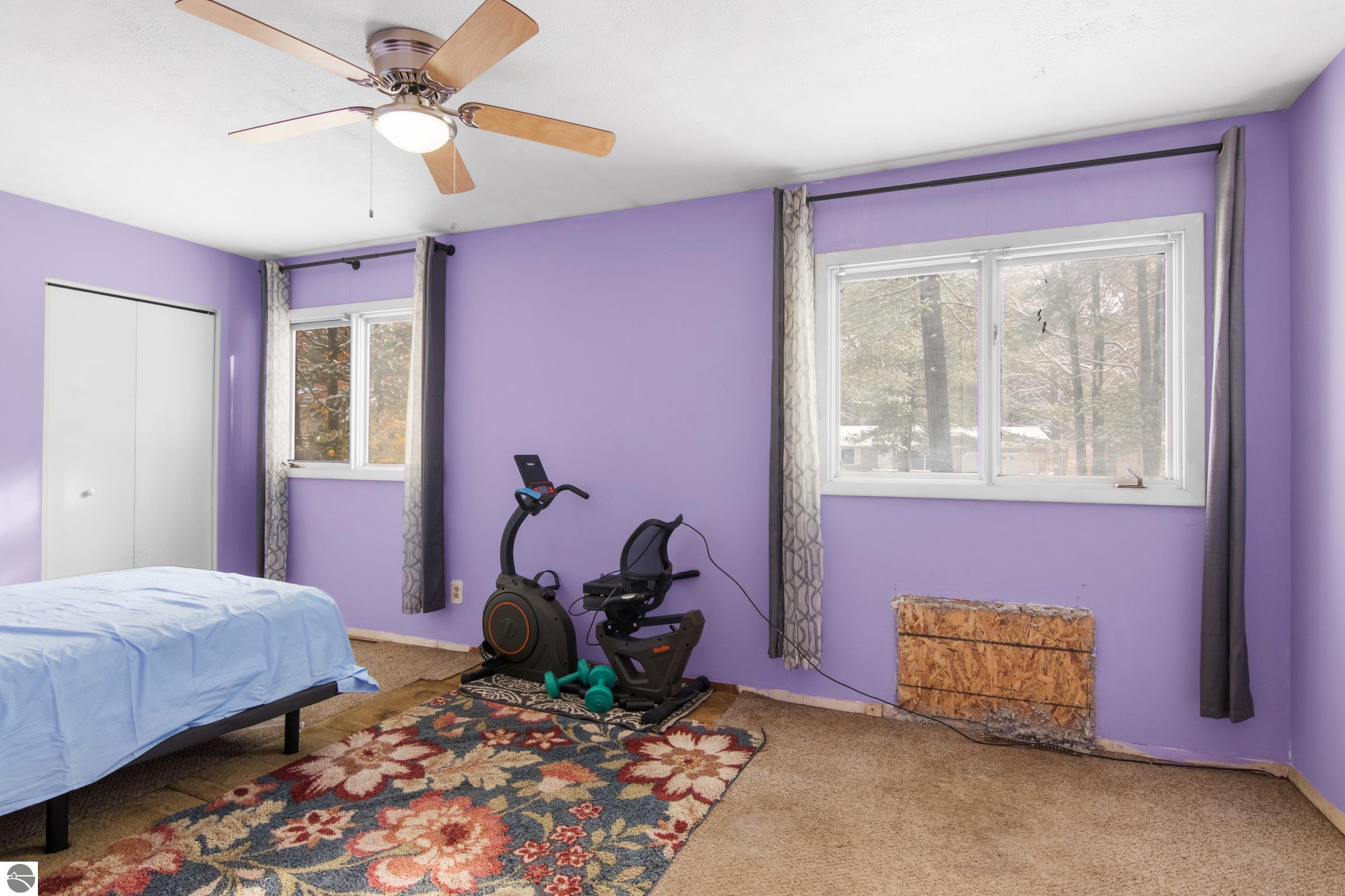 1570 Ridge View Court