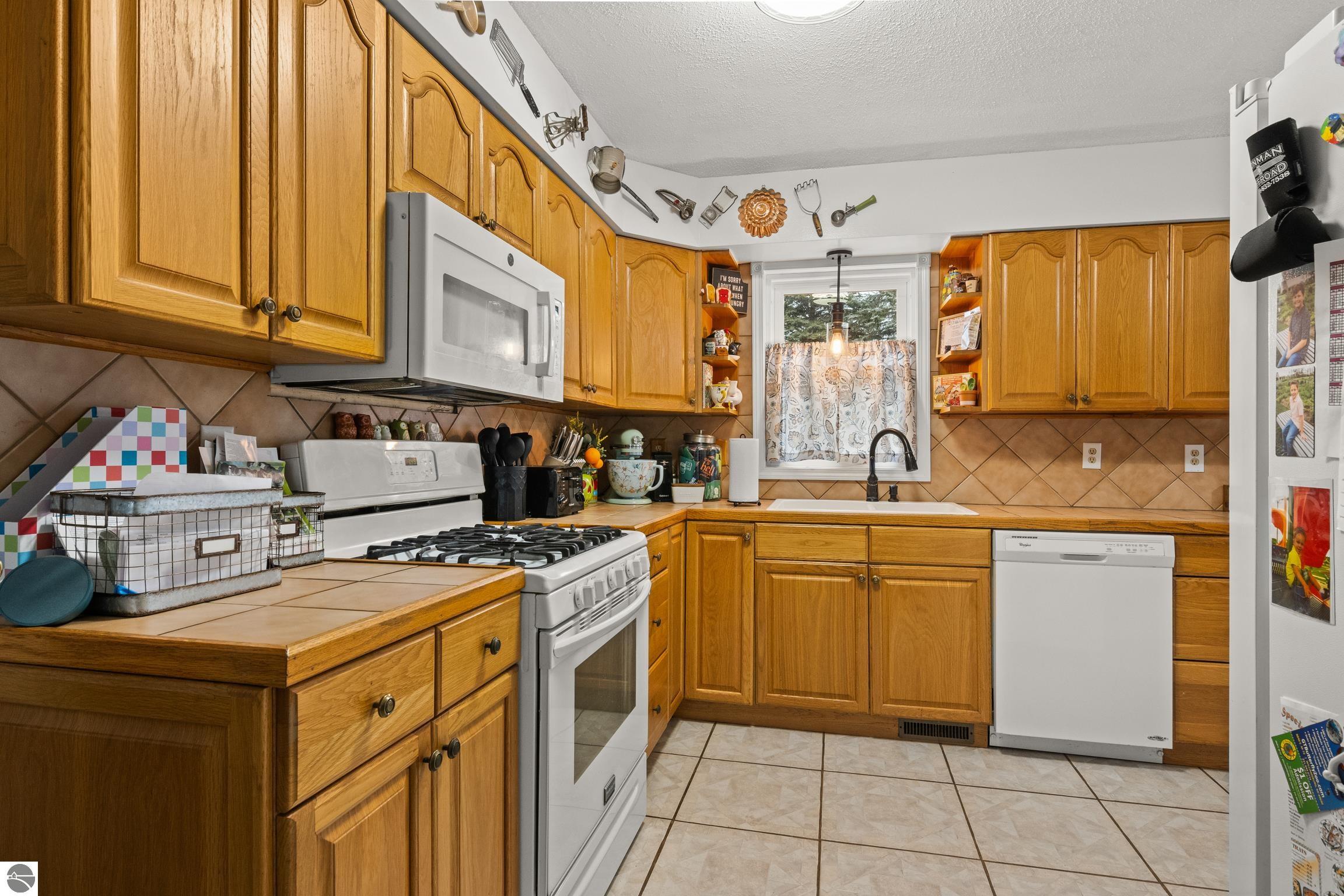 2770 County Road 633