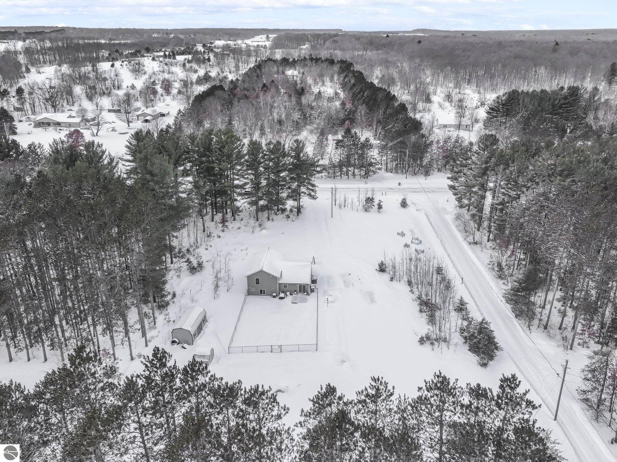 1243 N Betsie River Road, N