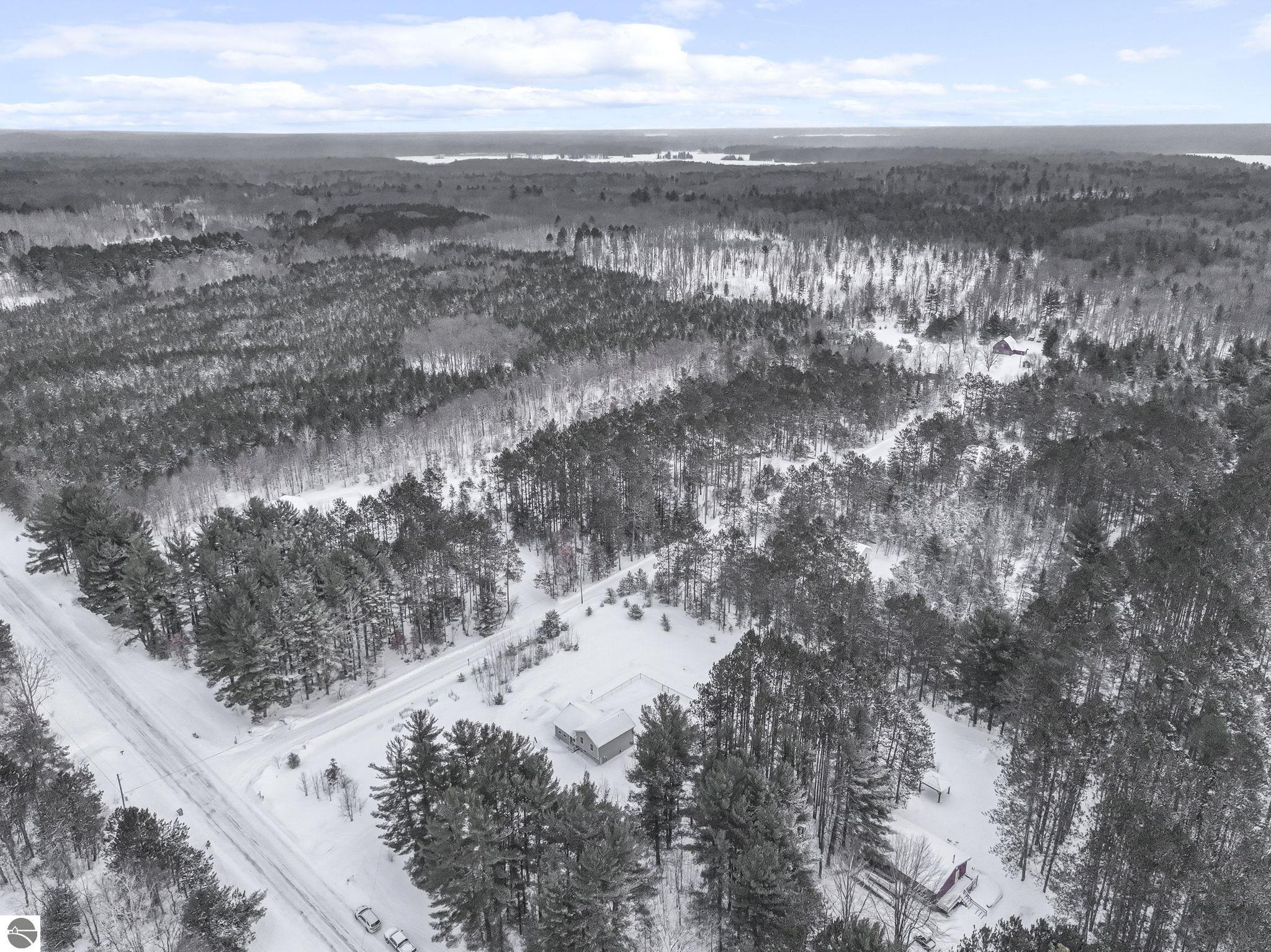 1243 N Betsie River Road, N