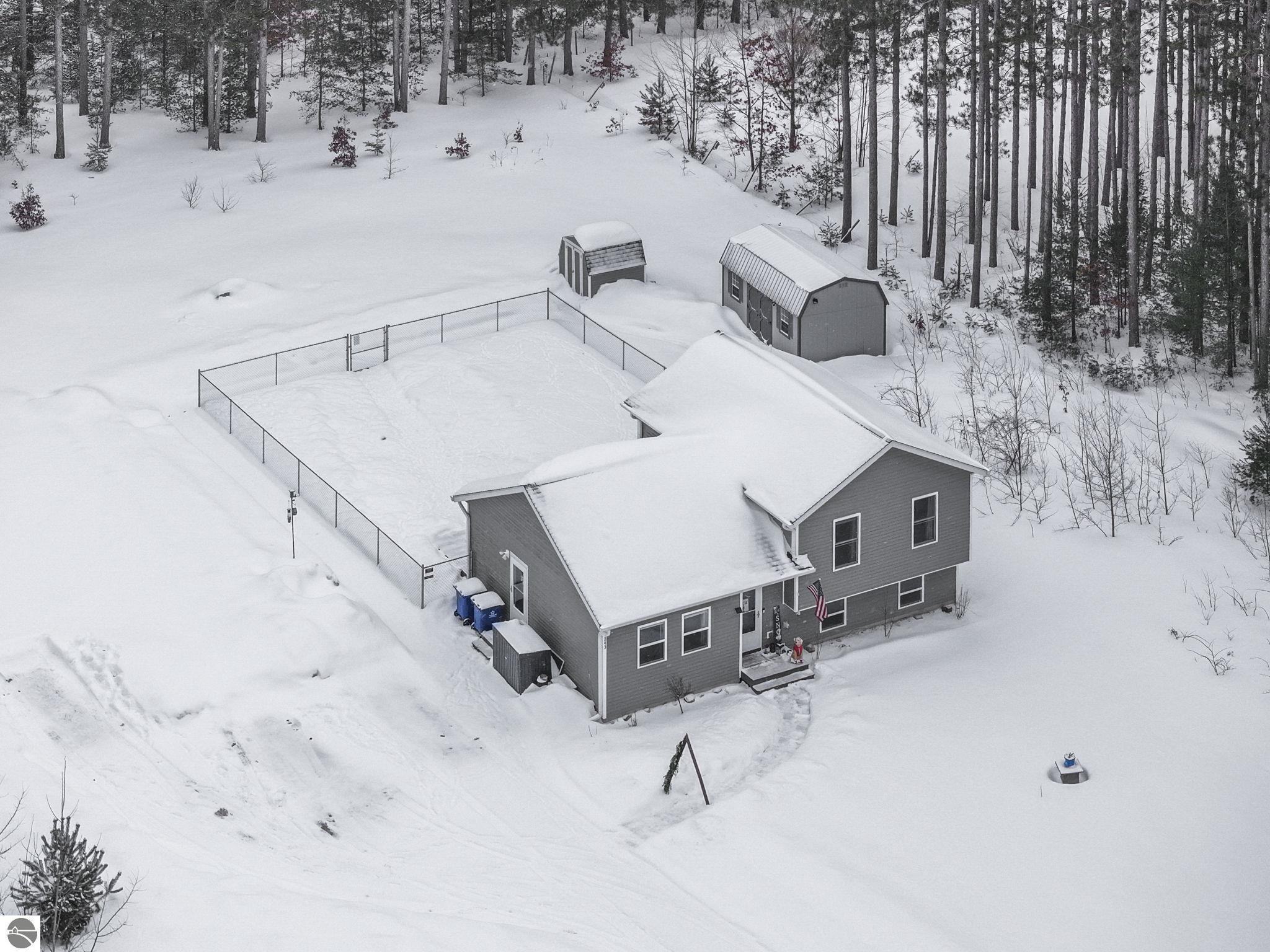 1243 N Betsie River Road, N