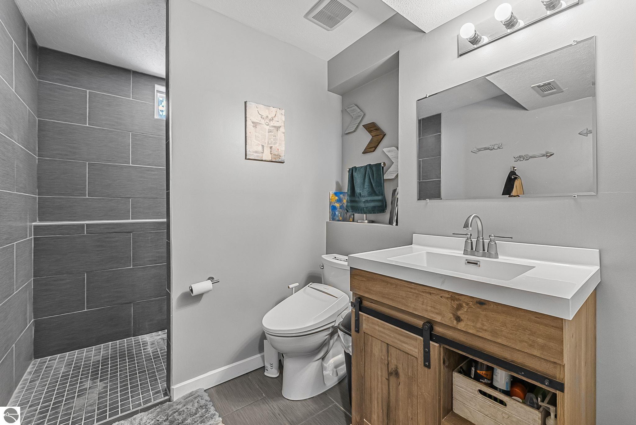 1243 N Betsie River Road, N