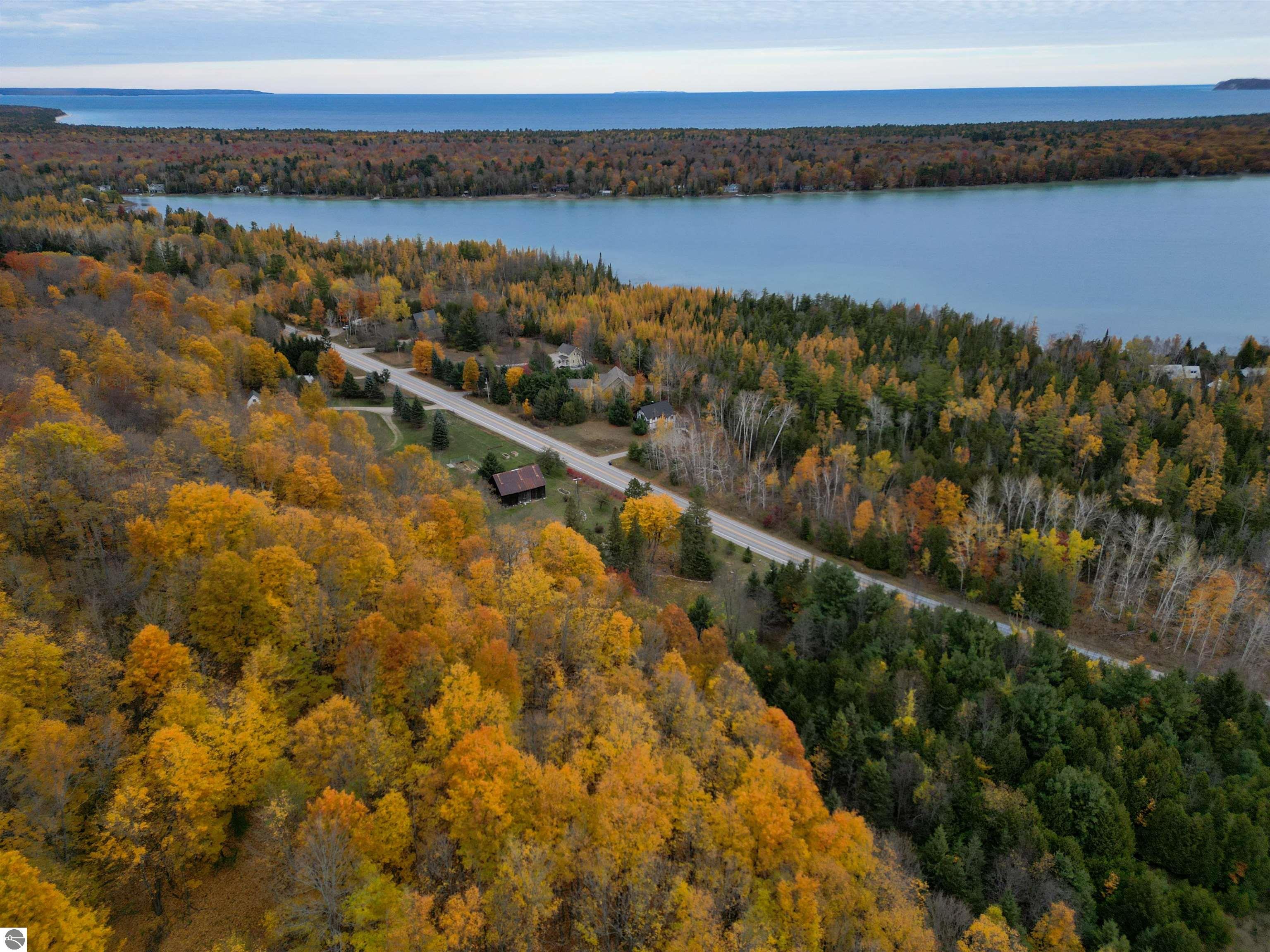 000 W Harbor Highway