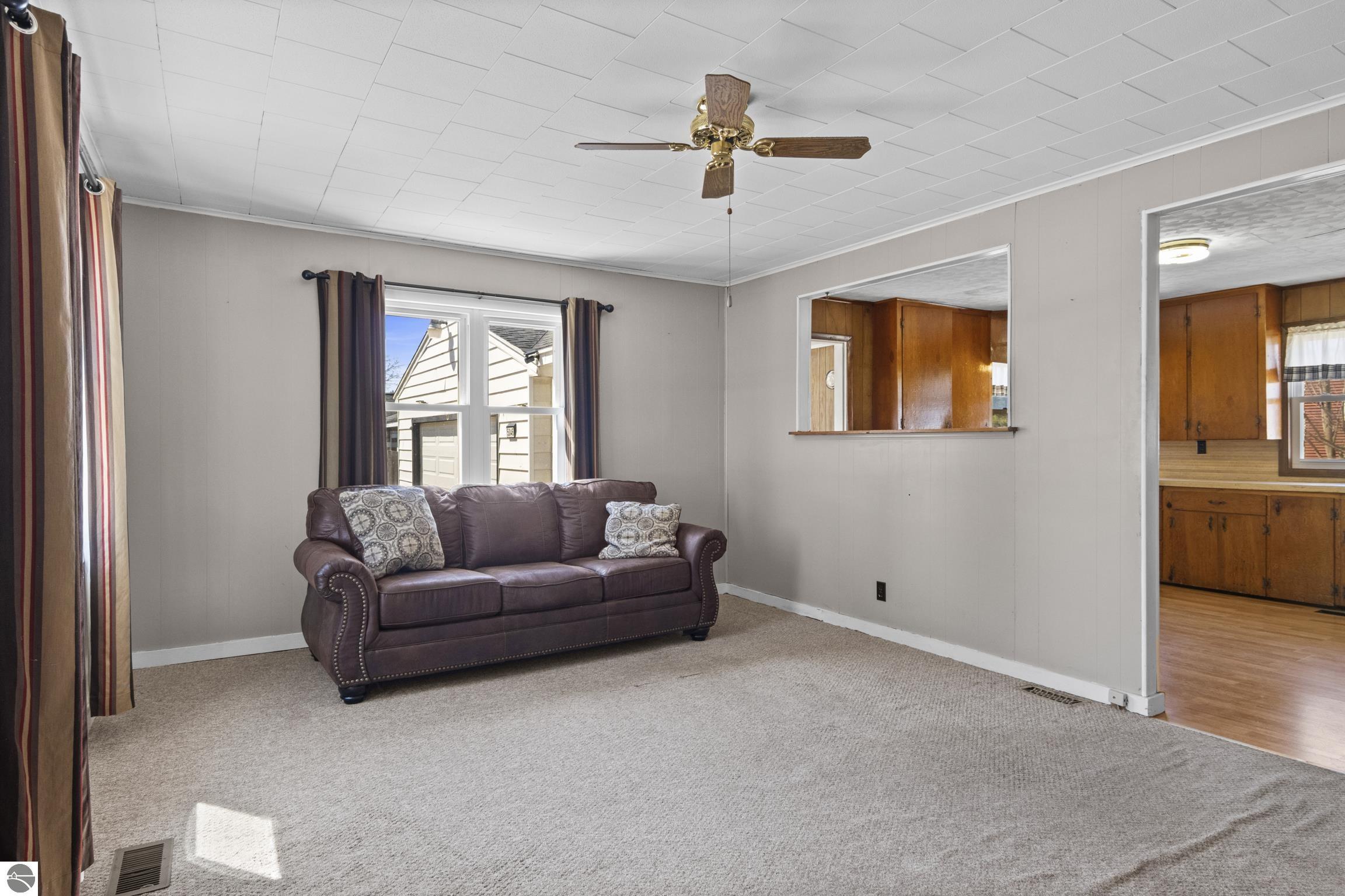 5046 W Main Street SW