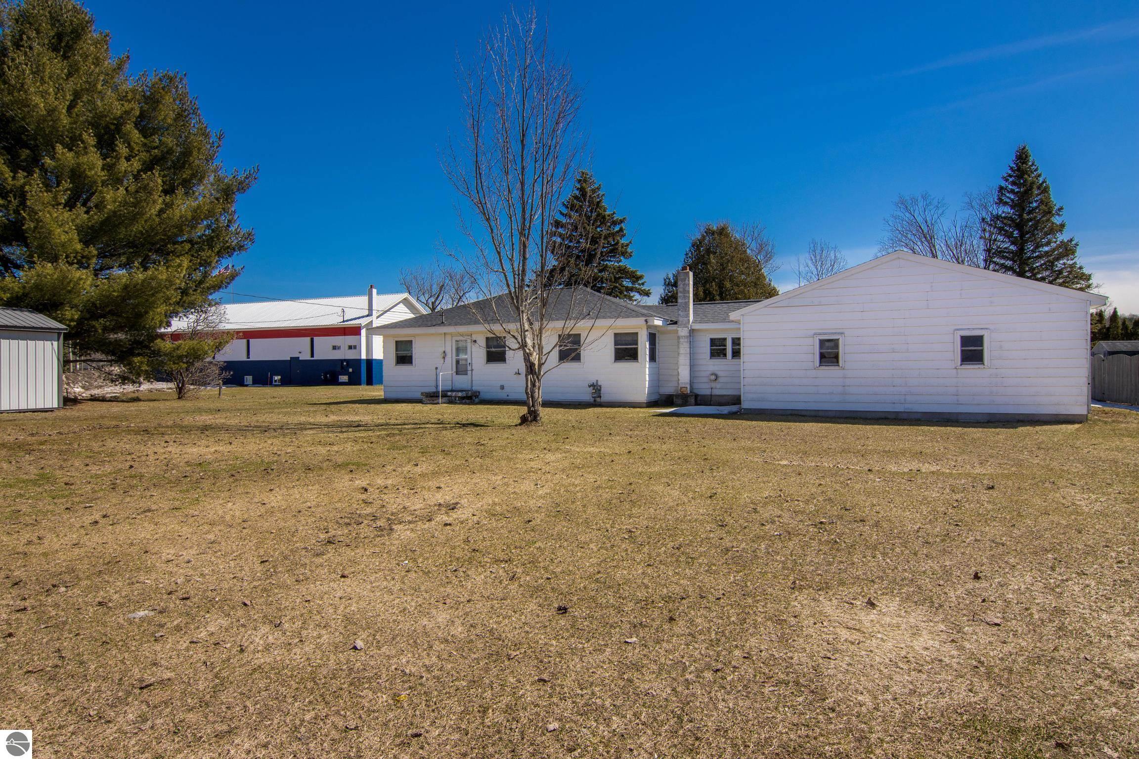 5046 W Main Street SW