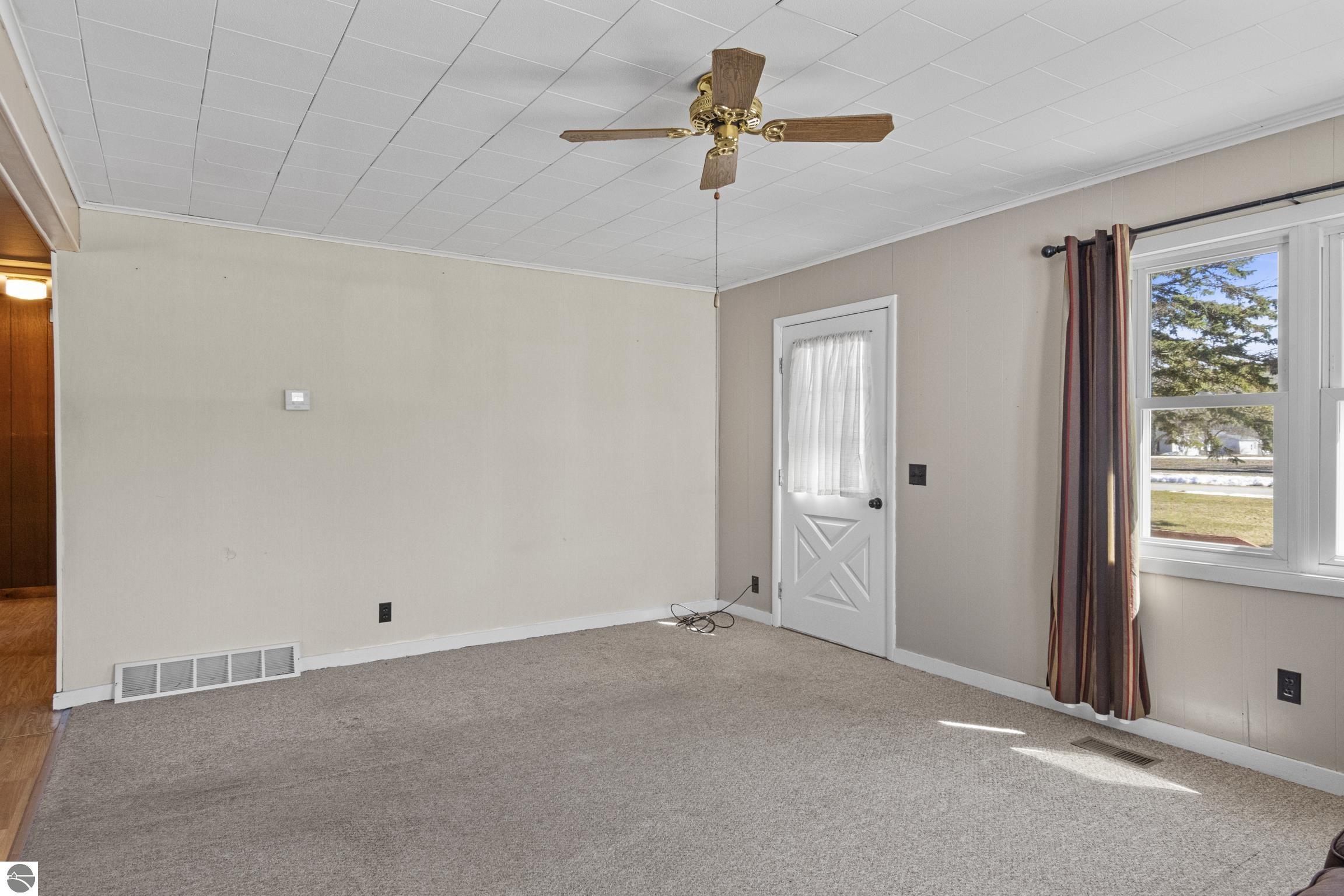 5046 W Main Street SW