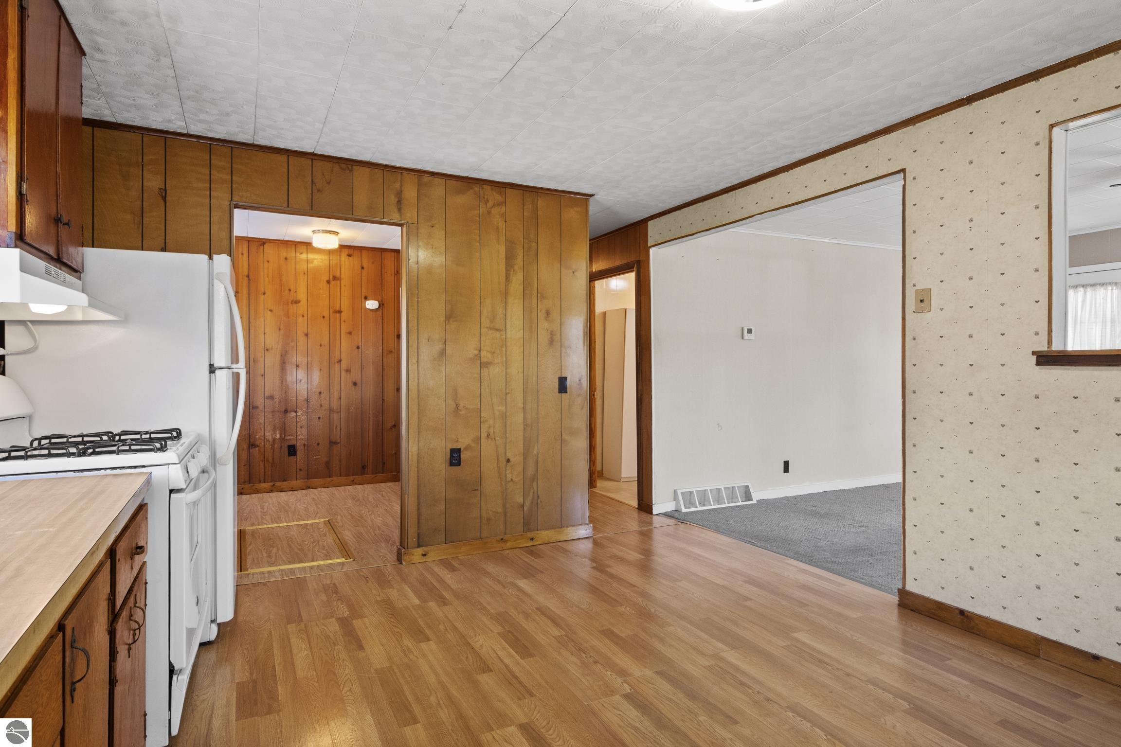 5046 W Main Street SW