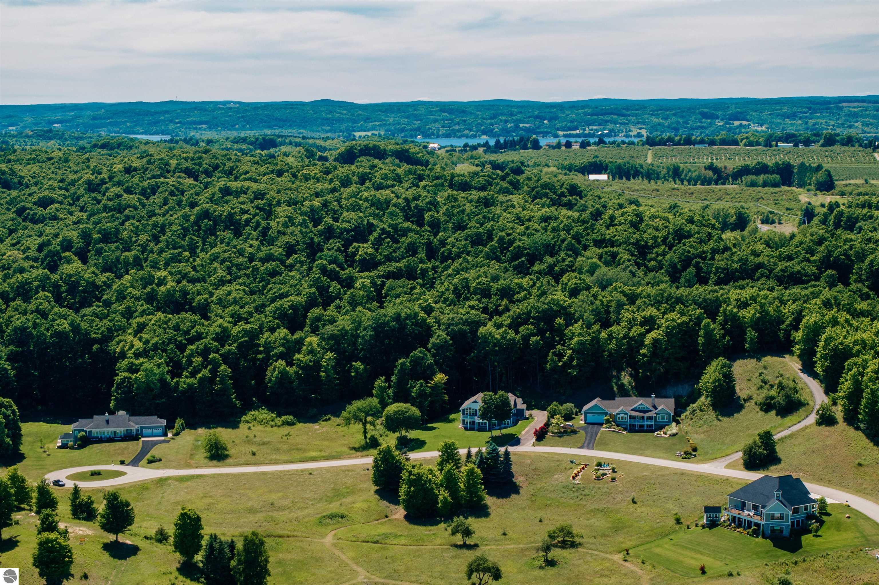 6872 S Rolling Hills Drive