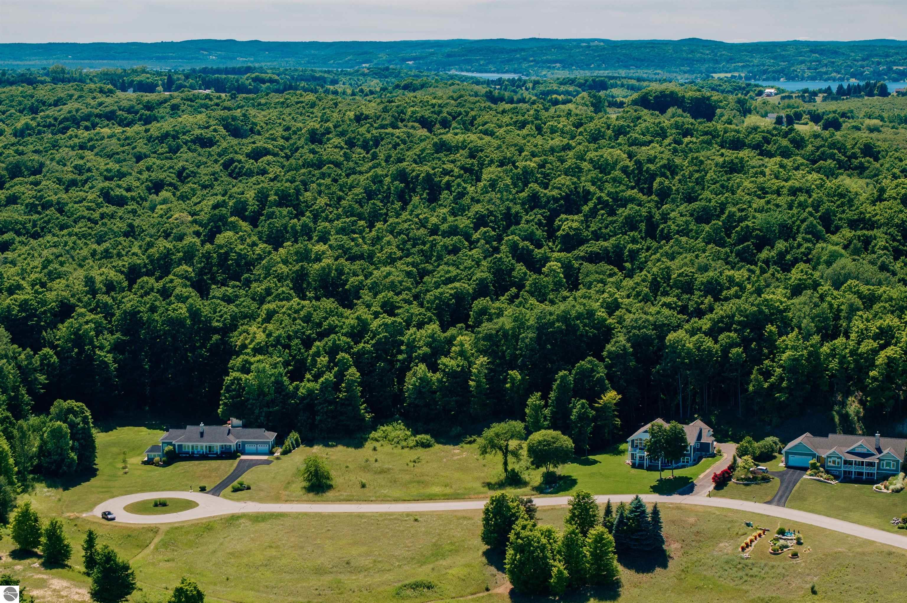 6872 S Rolling Hills Drive