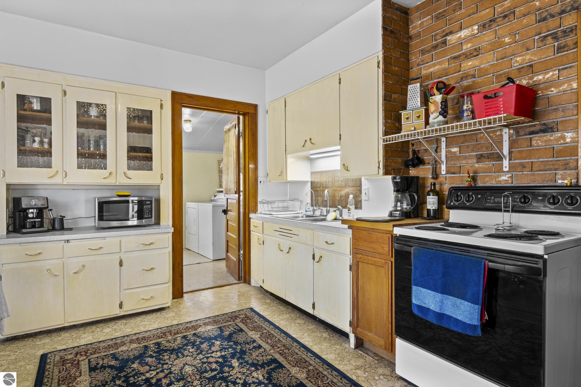 8952 S Kasson Street