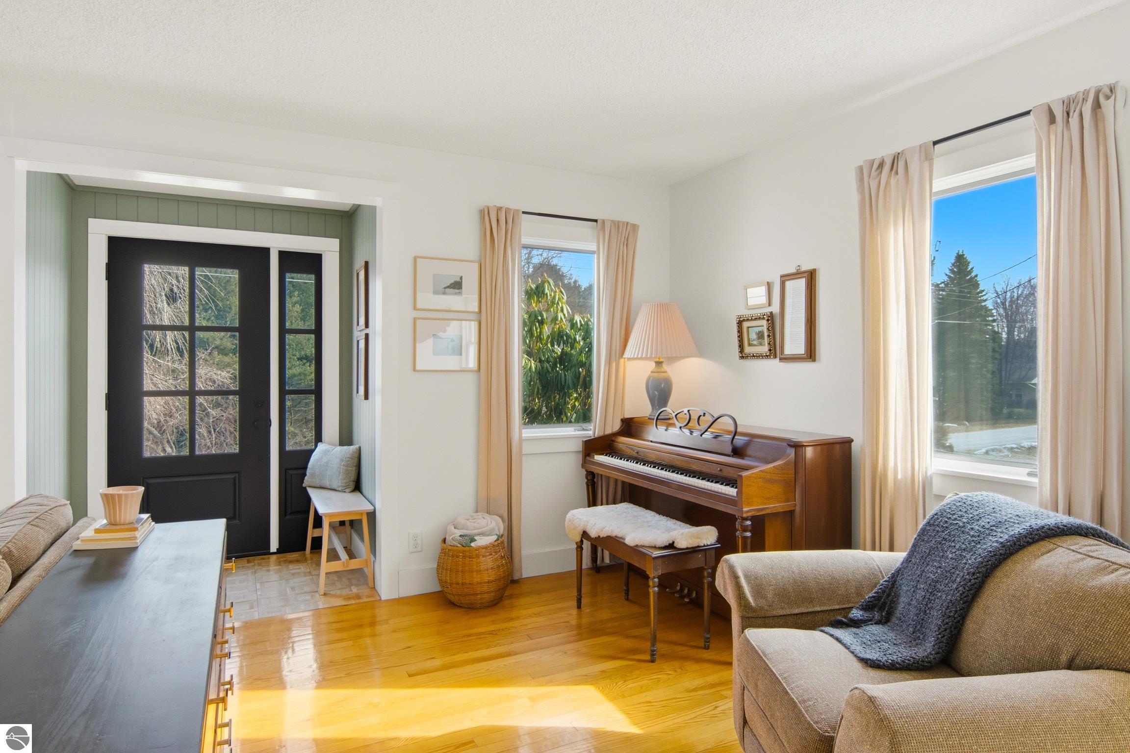 10099 W Aylsworth Street