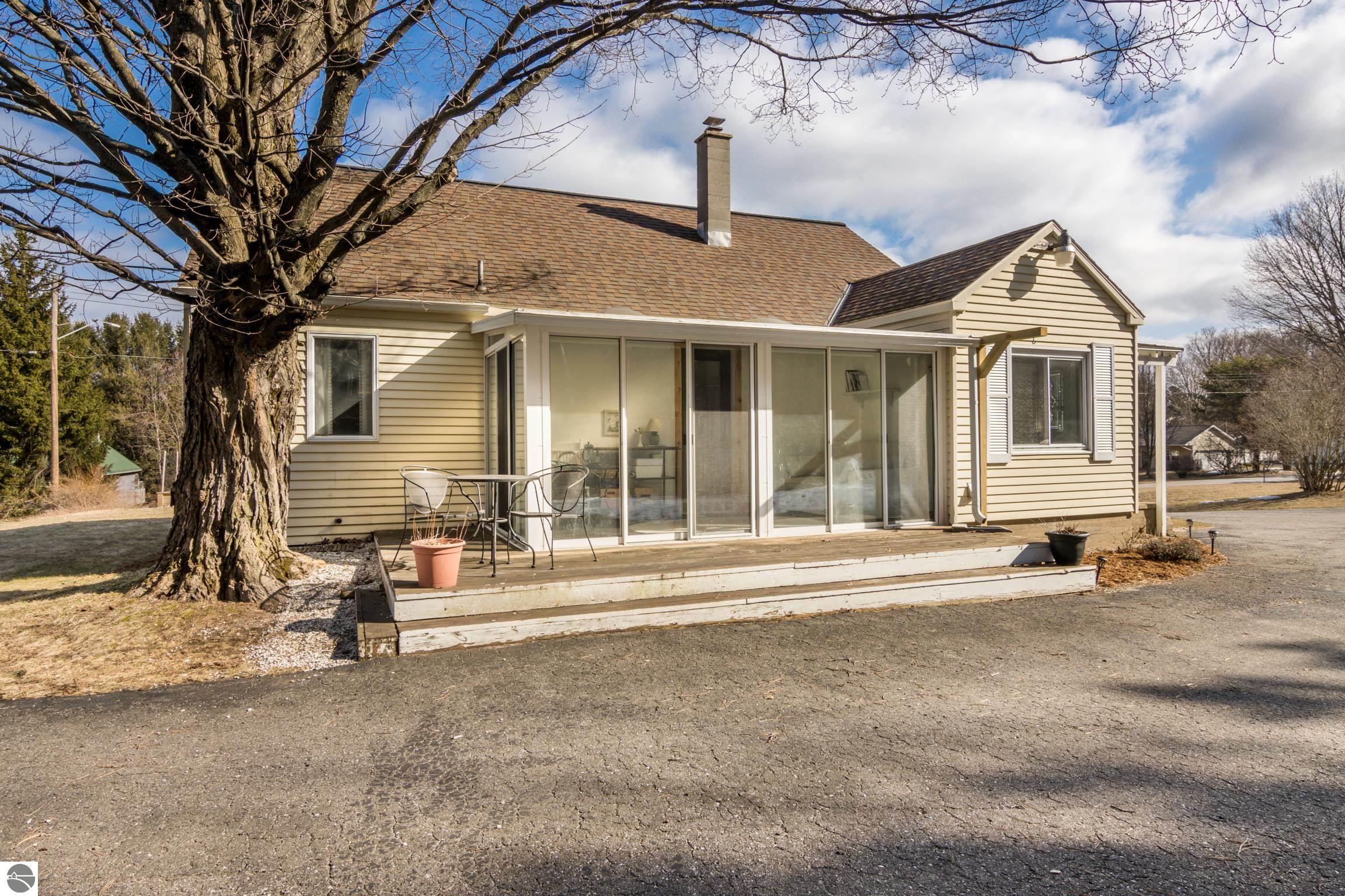 10099 W Aylsworth Street