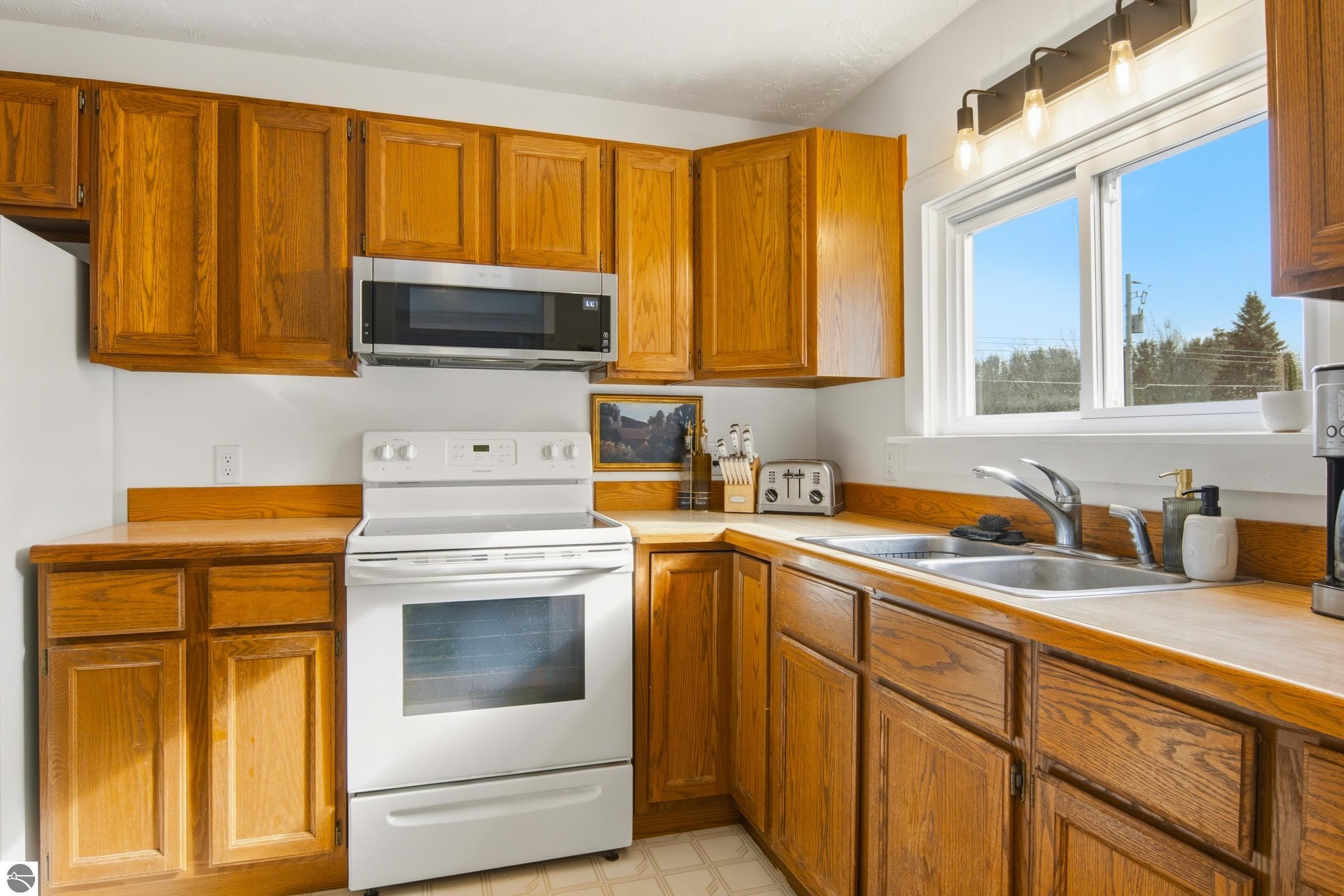 10099 W Aylsworth Street