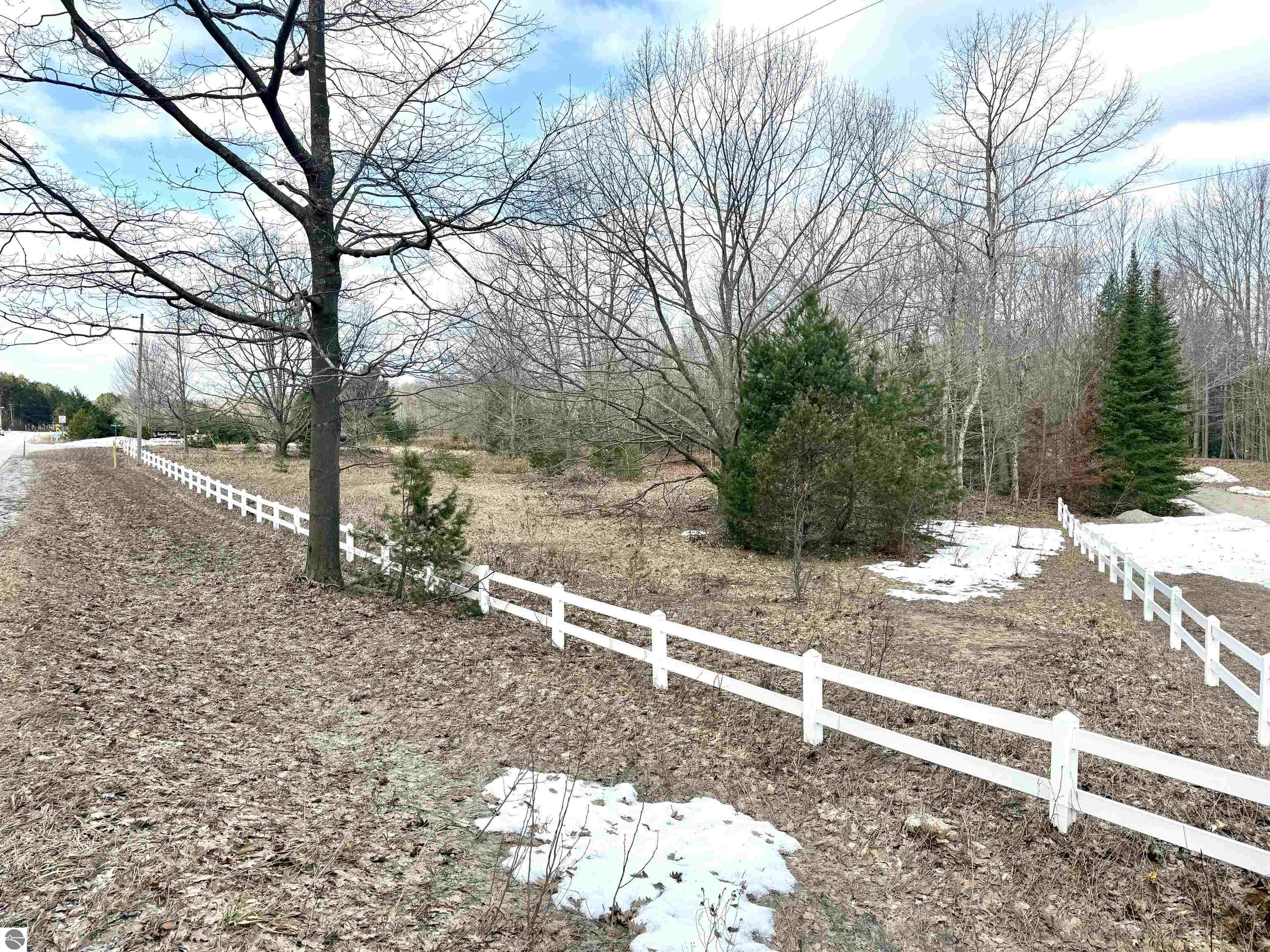 0 E Sandy Lane
