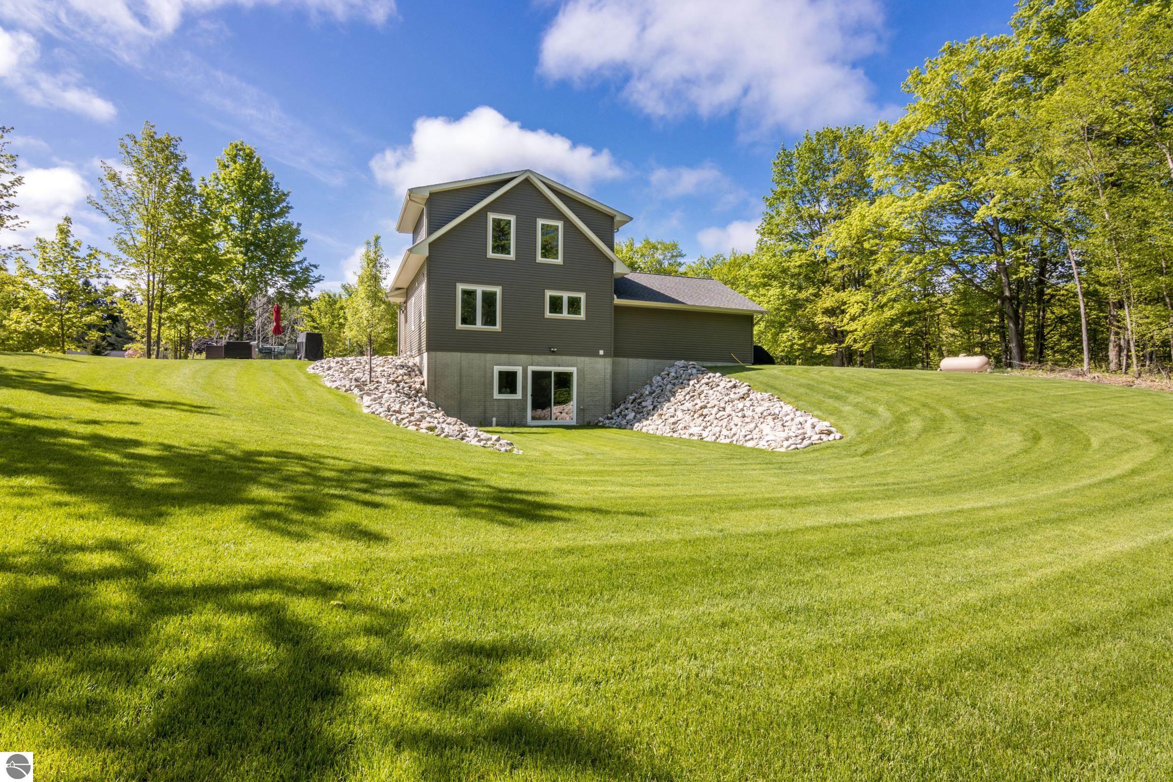2013 E Kasson Road