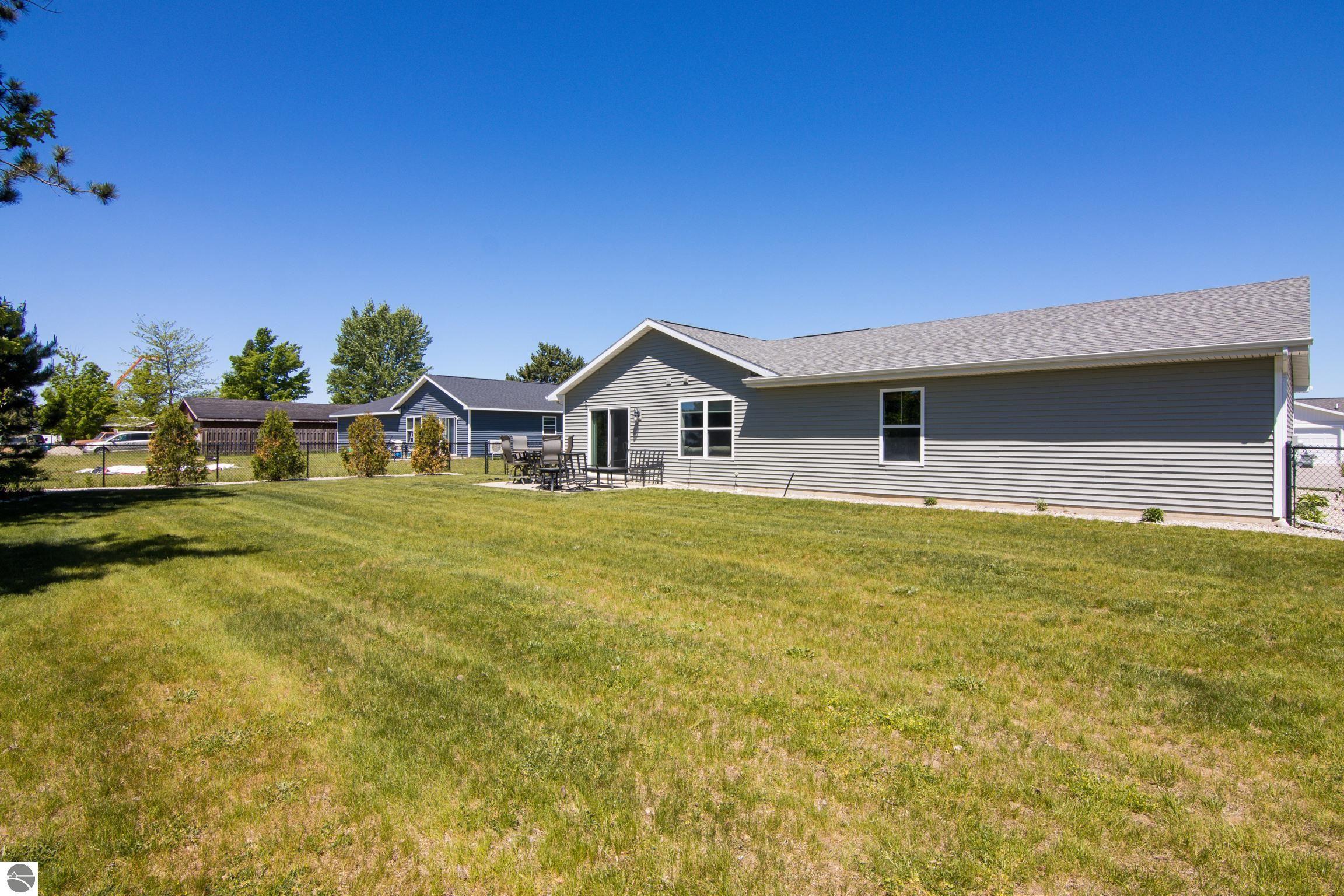 1948 Oriole Drive
