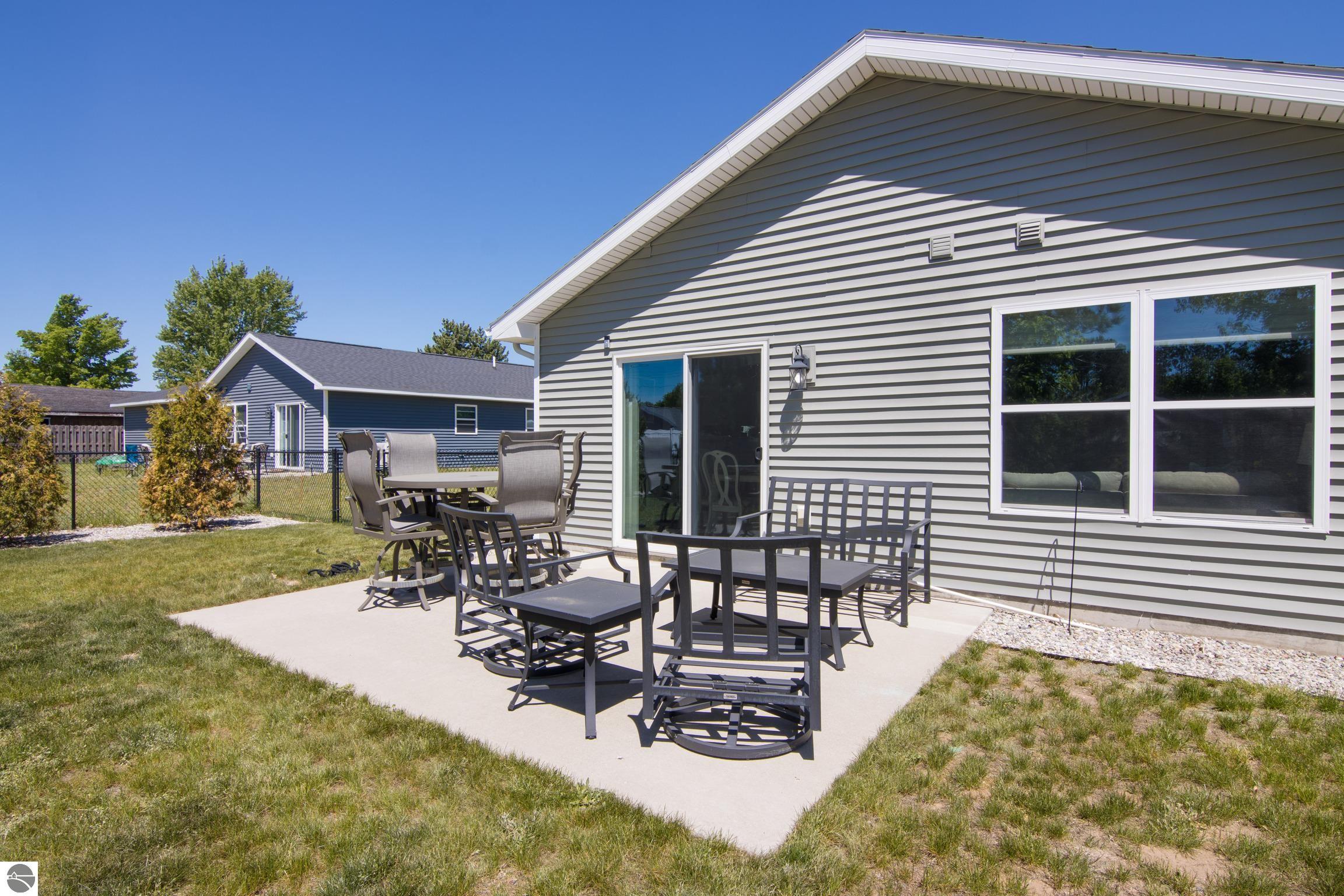 1948 Oriole Drive