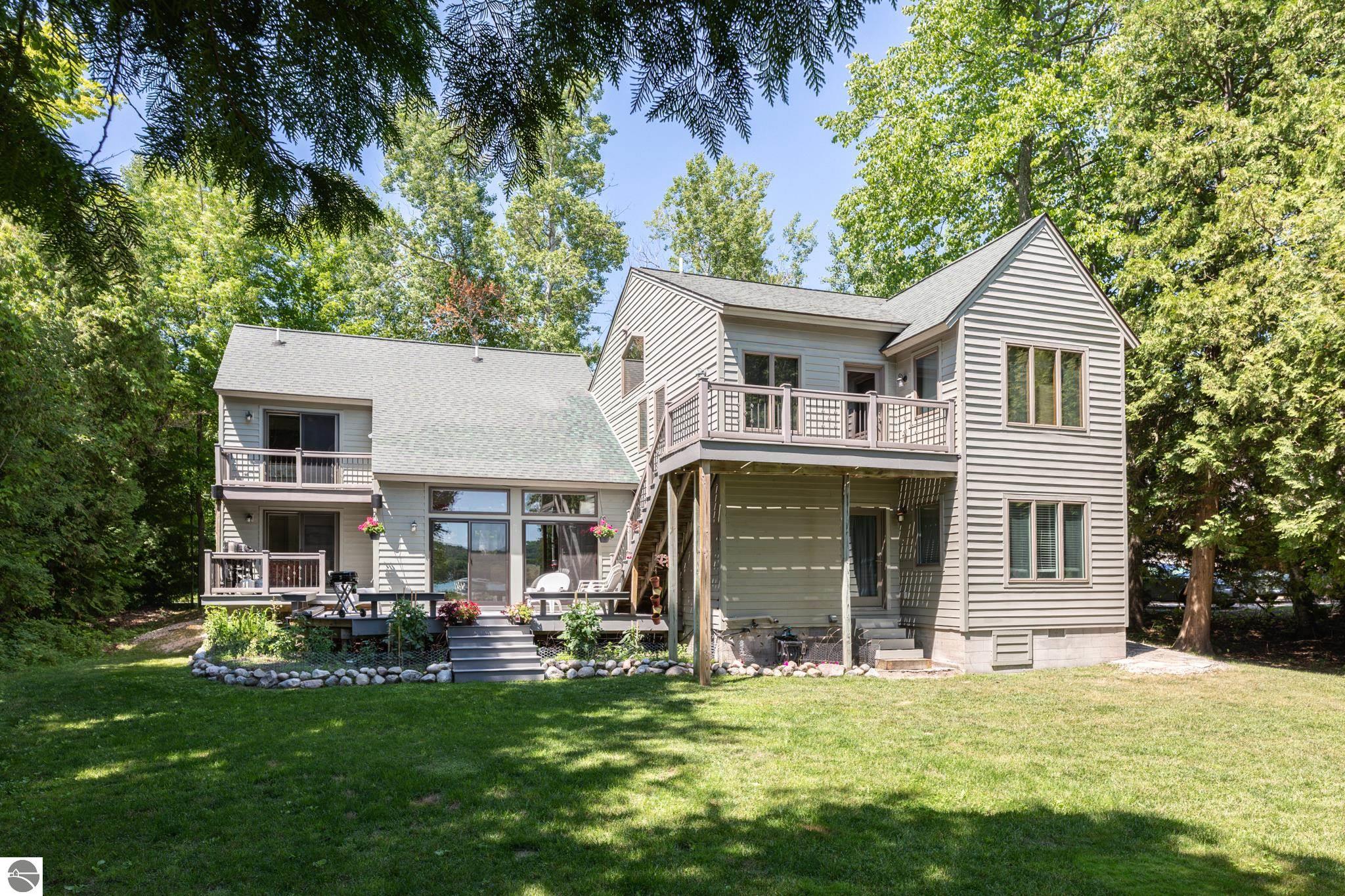 708 E Sugar Bay Lane