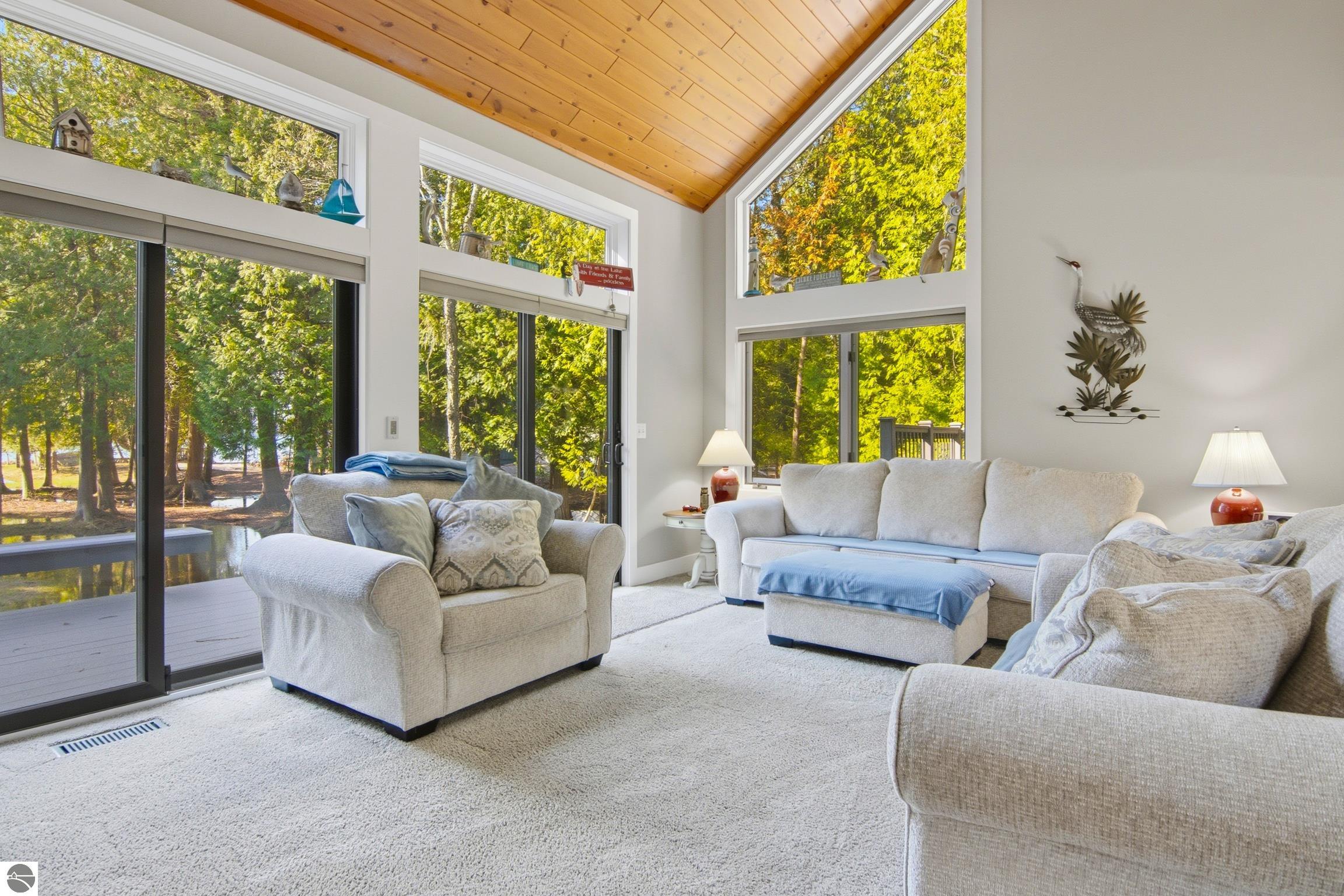 708 E Sugar Bay Lane