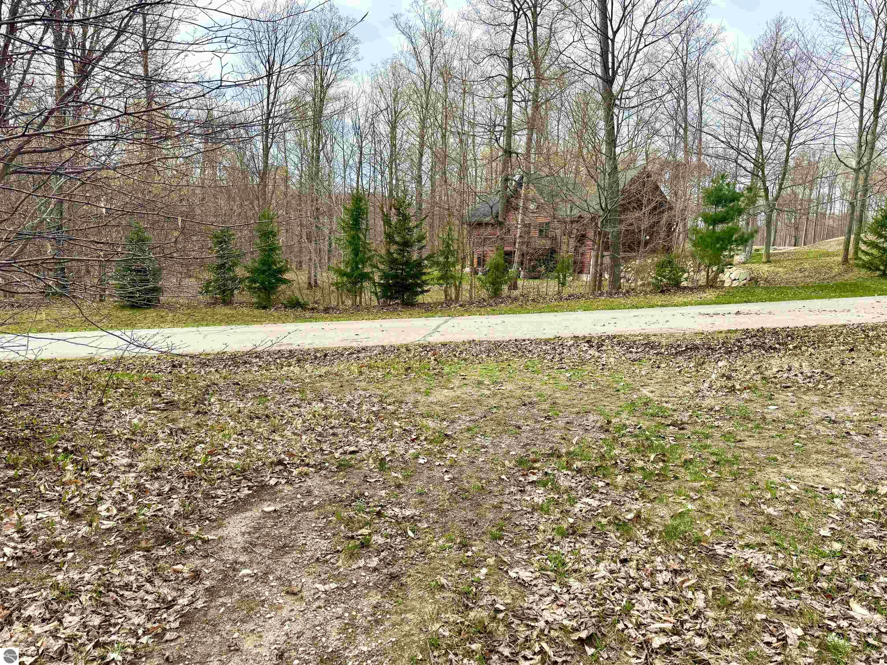 011 W Timber View Trail