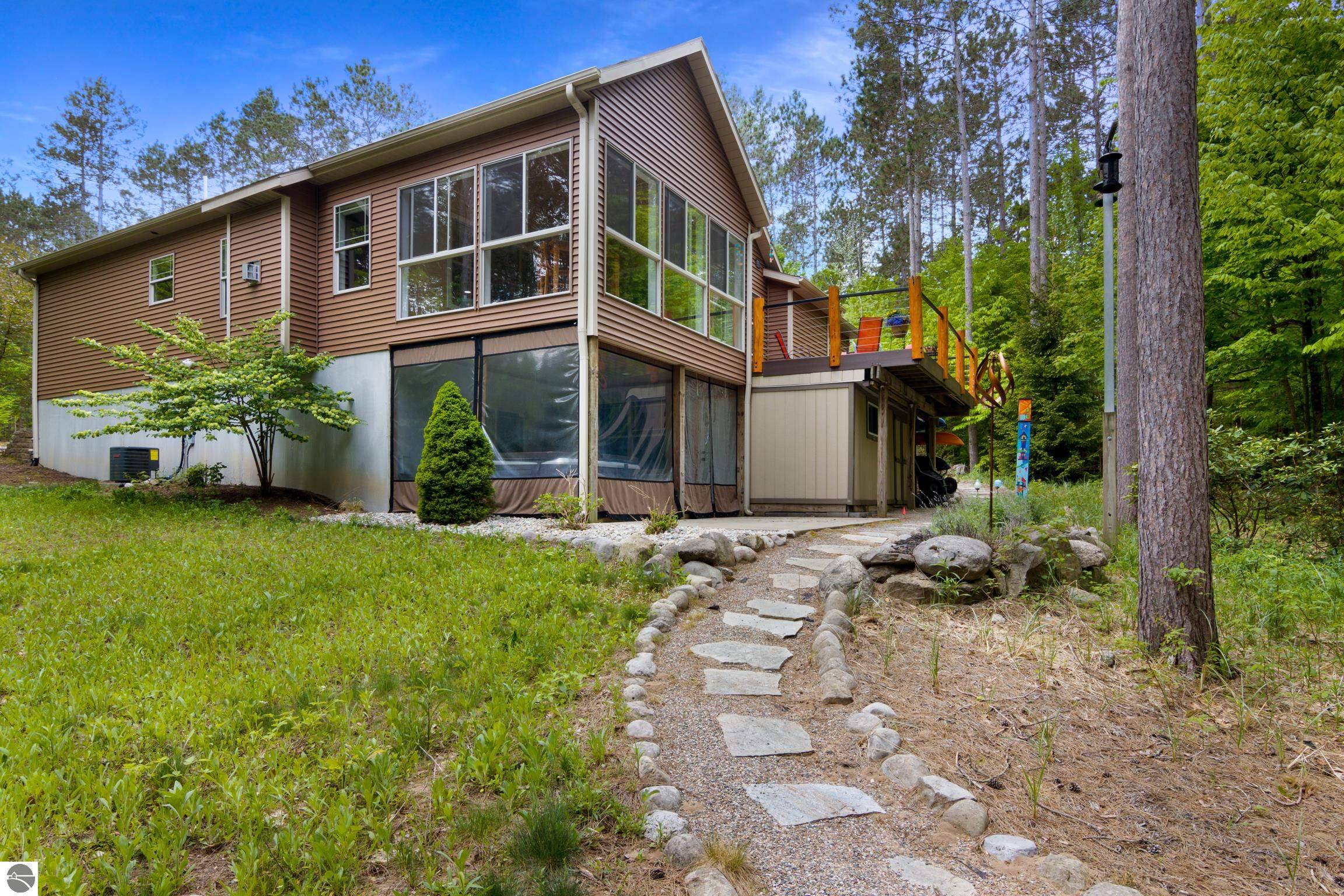 3996 W Timber Lane
