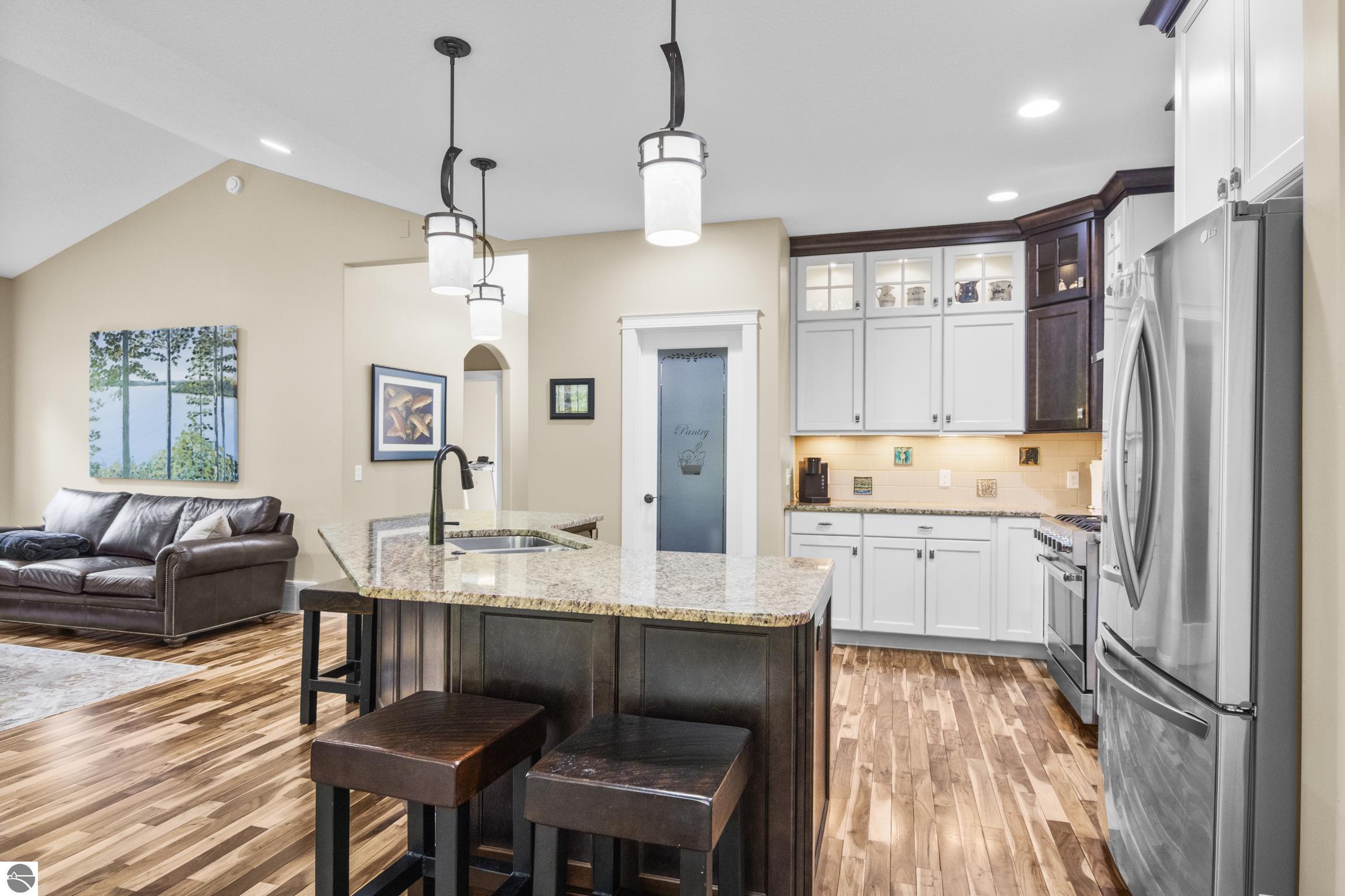 3996 W Timber Lane