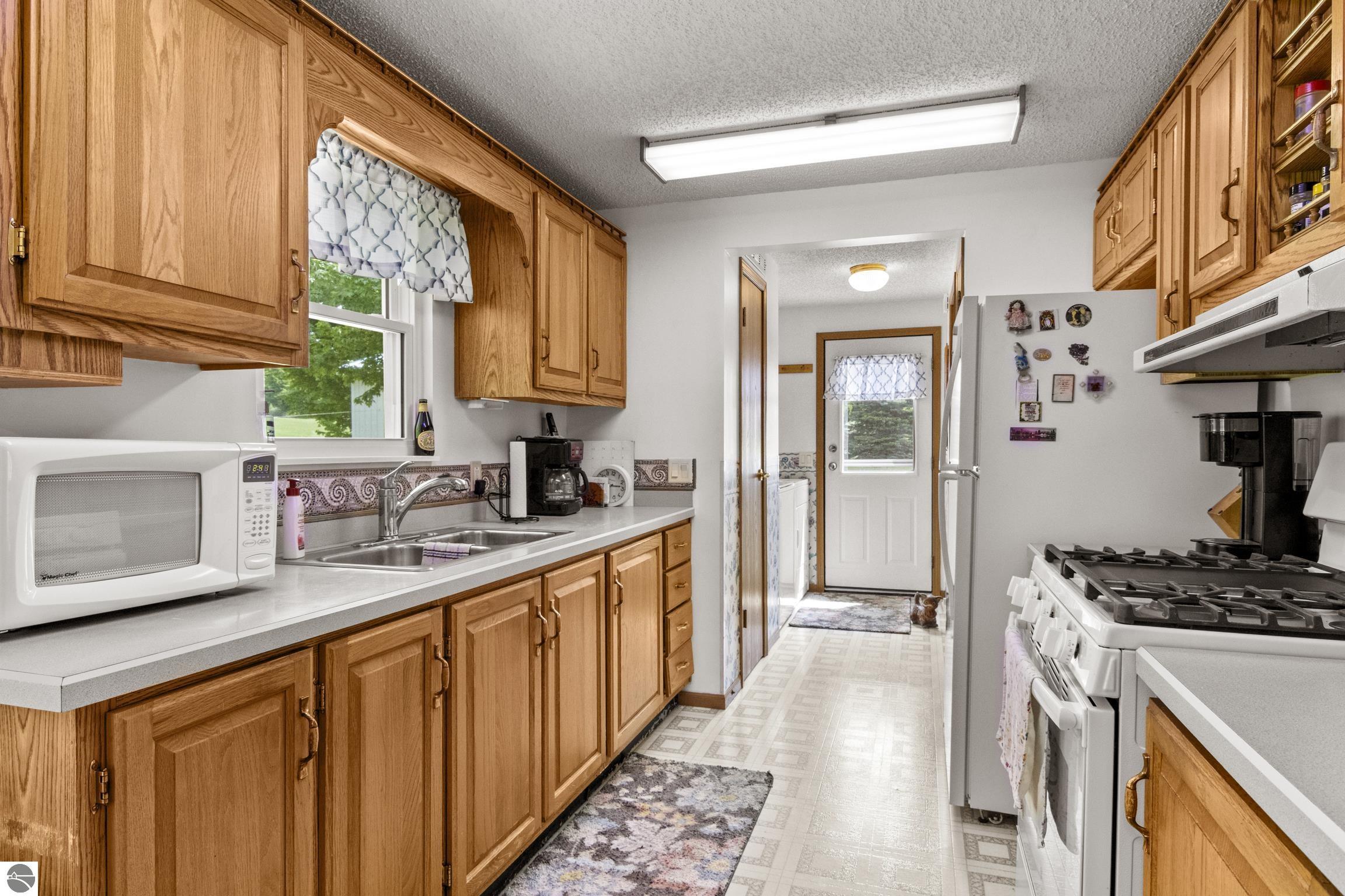 9101 S Nash Road