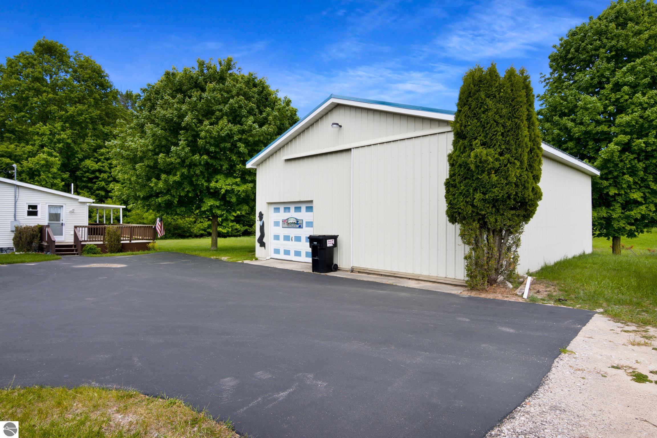 9101 S Nash Road