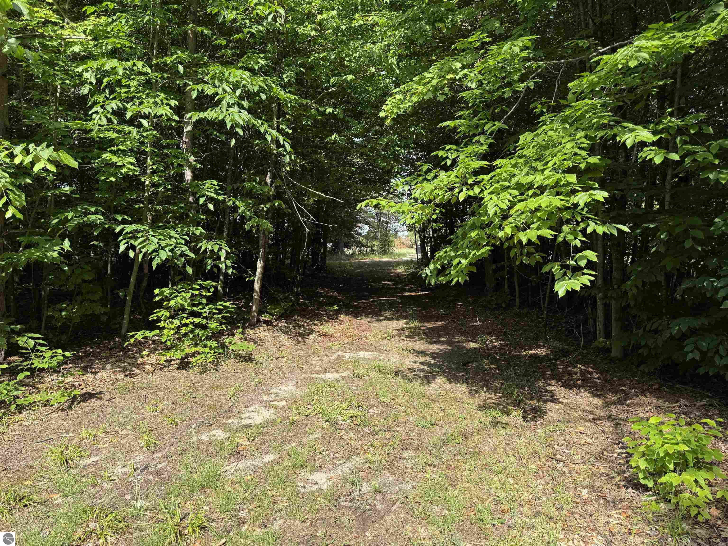 19493 Paradise Ridge Trail