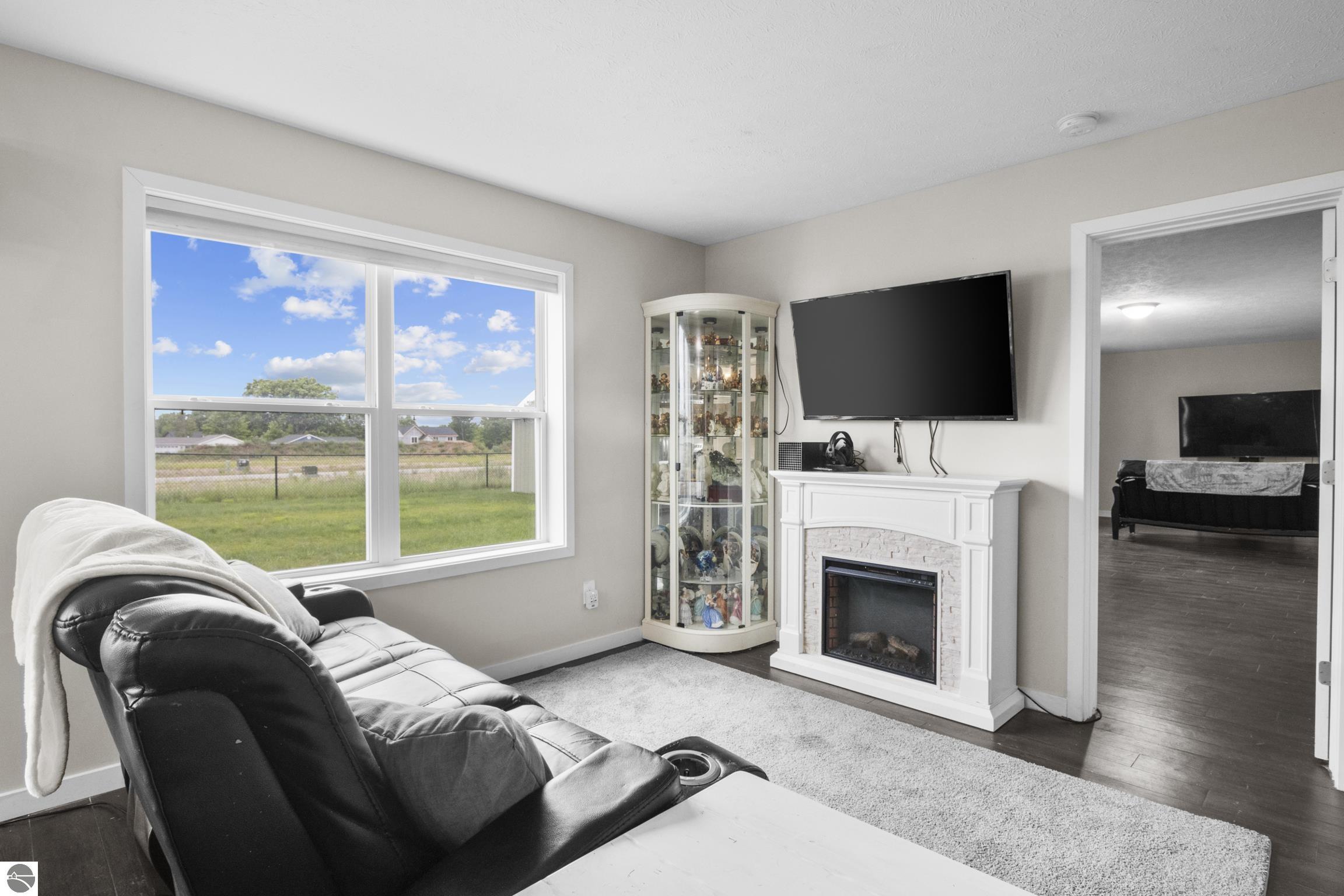 3664 Tanager Drive