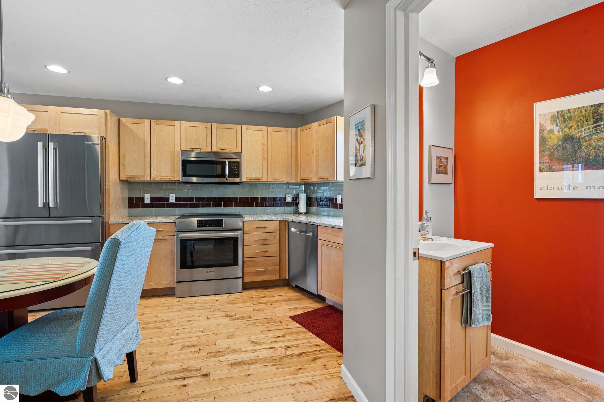305 E Eighth